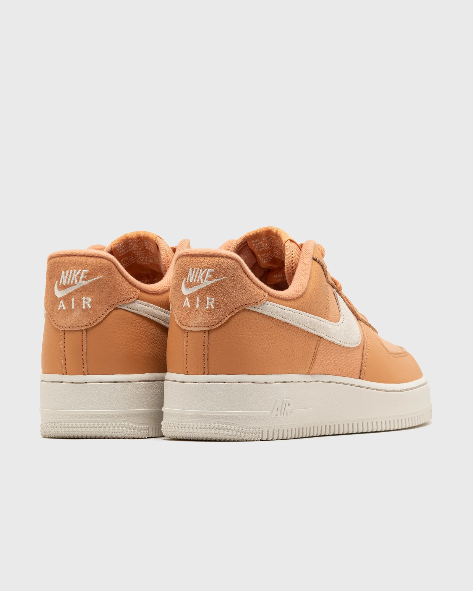 Nike AIR FORCE 1 '07 LX
