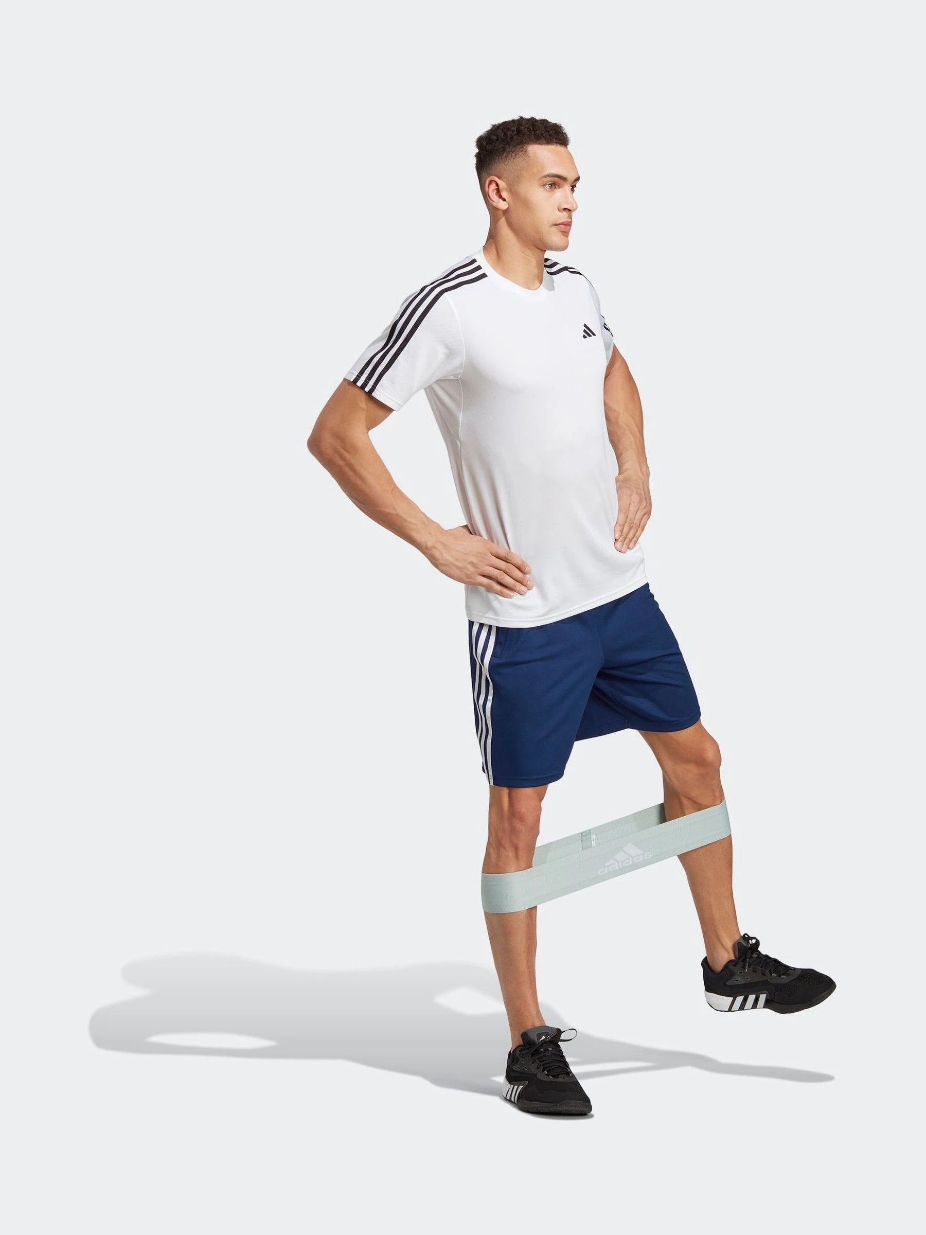 Blauw - adidas Train Essentials short met 3strepen