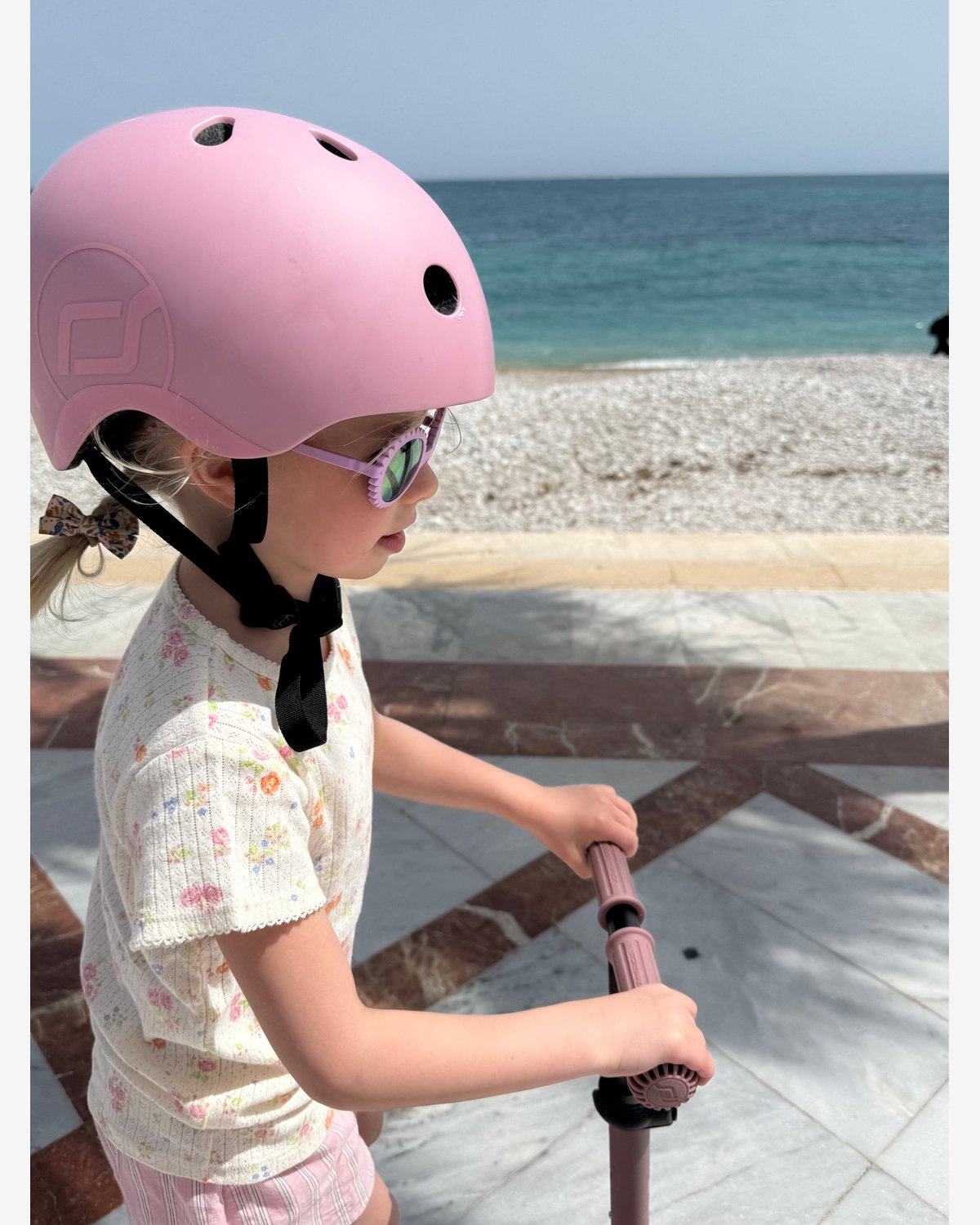 Hjelm Scoot and Ride – Justerbar Hjelm Barn 3-11 år