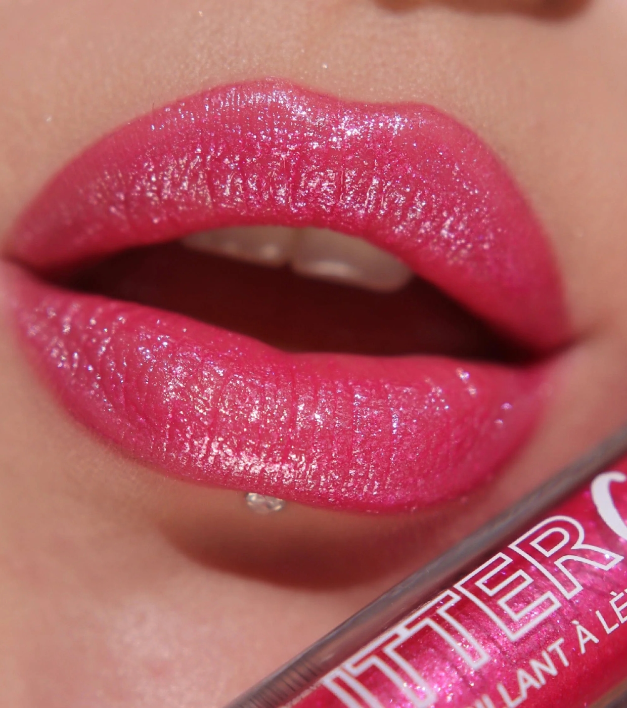 Technic Cosmetics - Brilho labial Glitter Gloss - Fuchsia