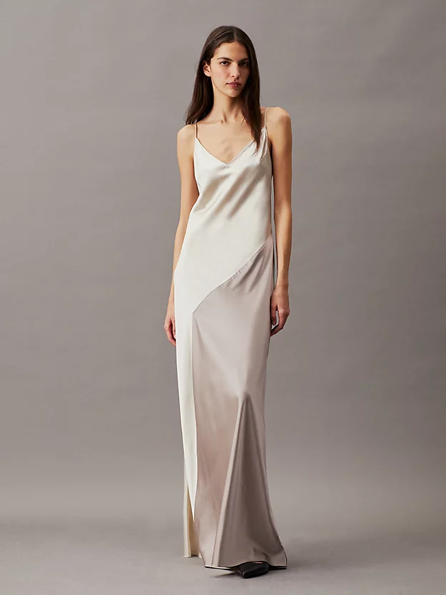 Vestido longo justo com blocos de cor