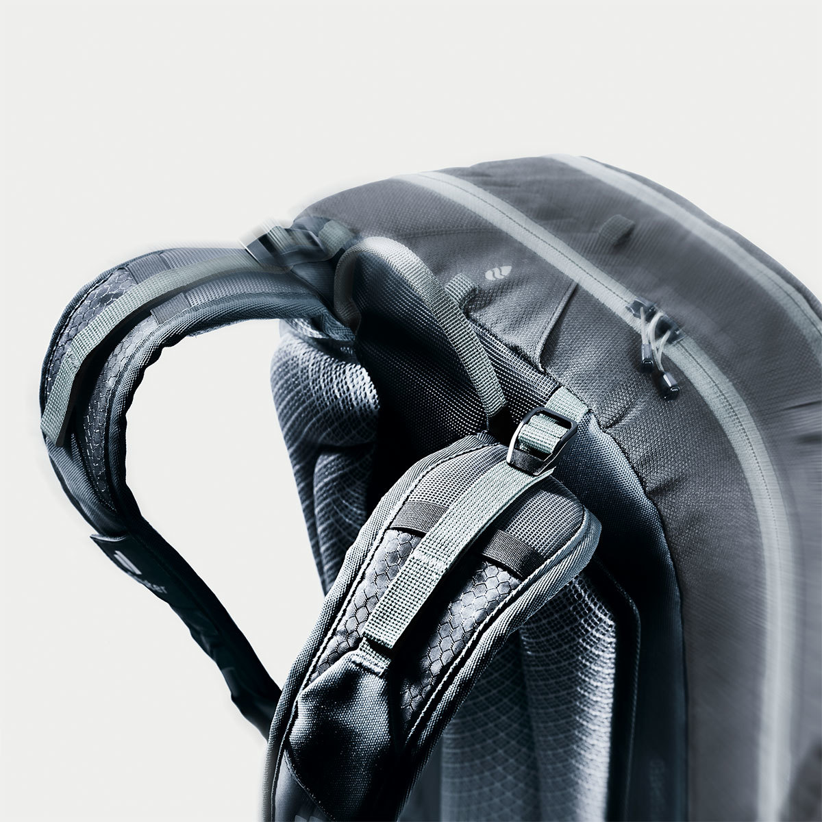 Deuter Attack 16 Fietsrugzak Grijs