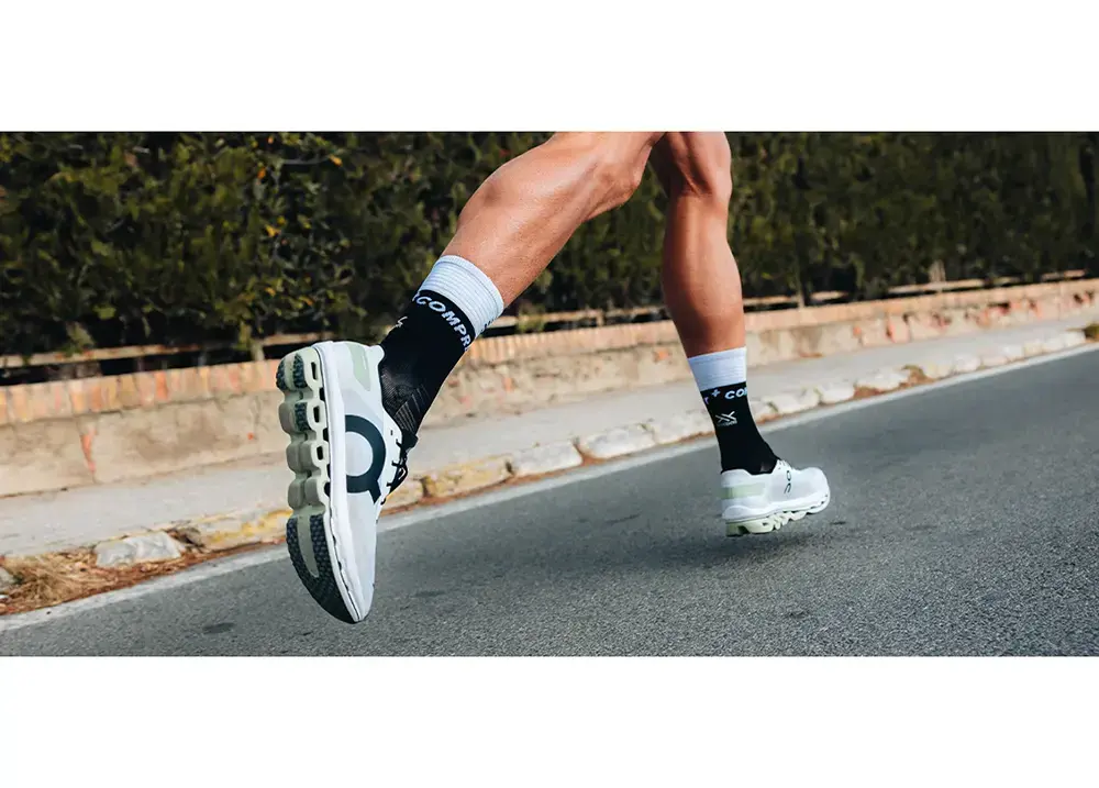Compressport Mid V2.0 Bike Compressiesokken Fluo Rood/Wit