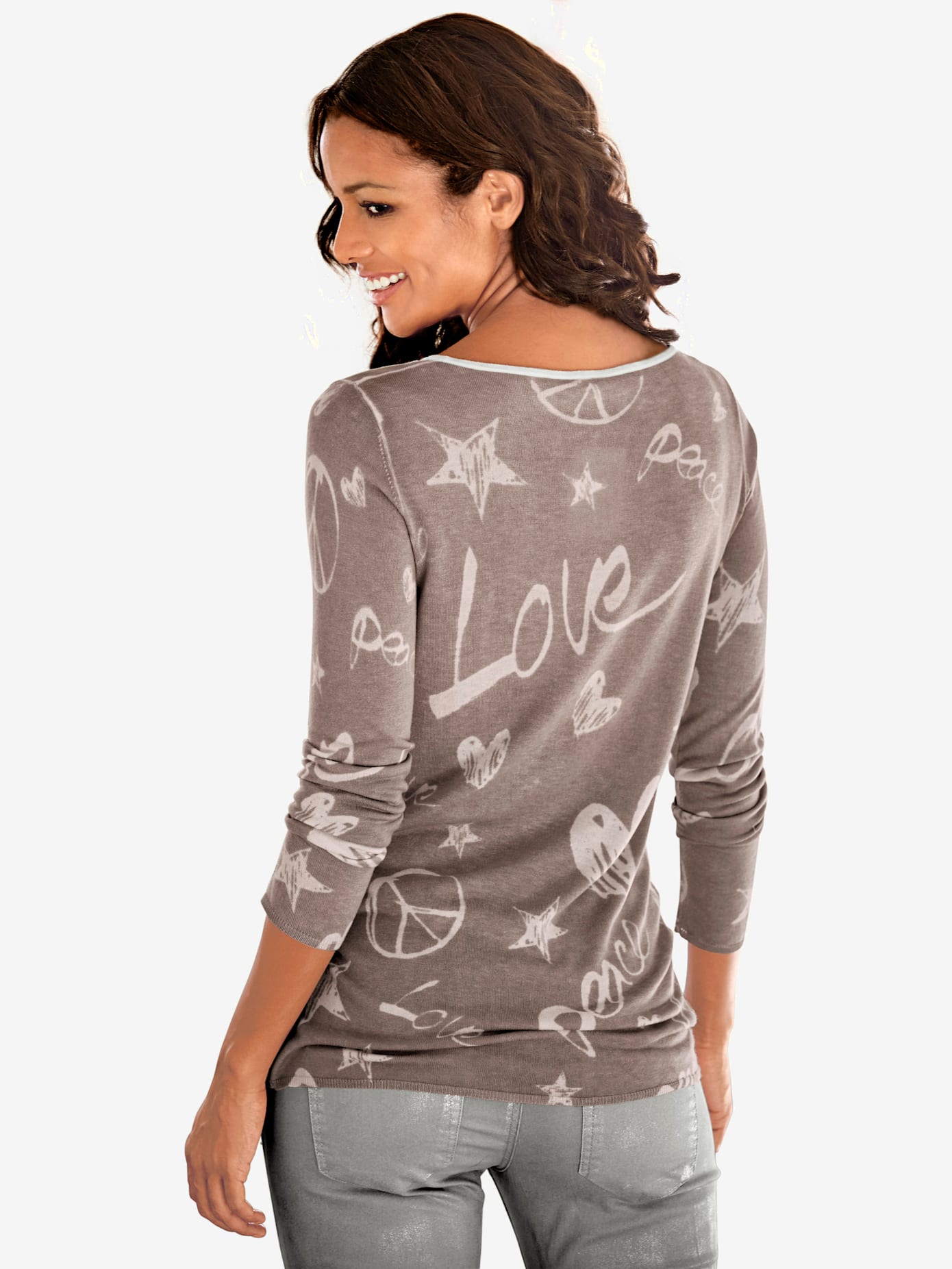 Pull imprimé superbe imprimé graphique avec cœur en rivets