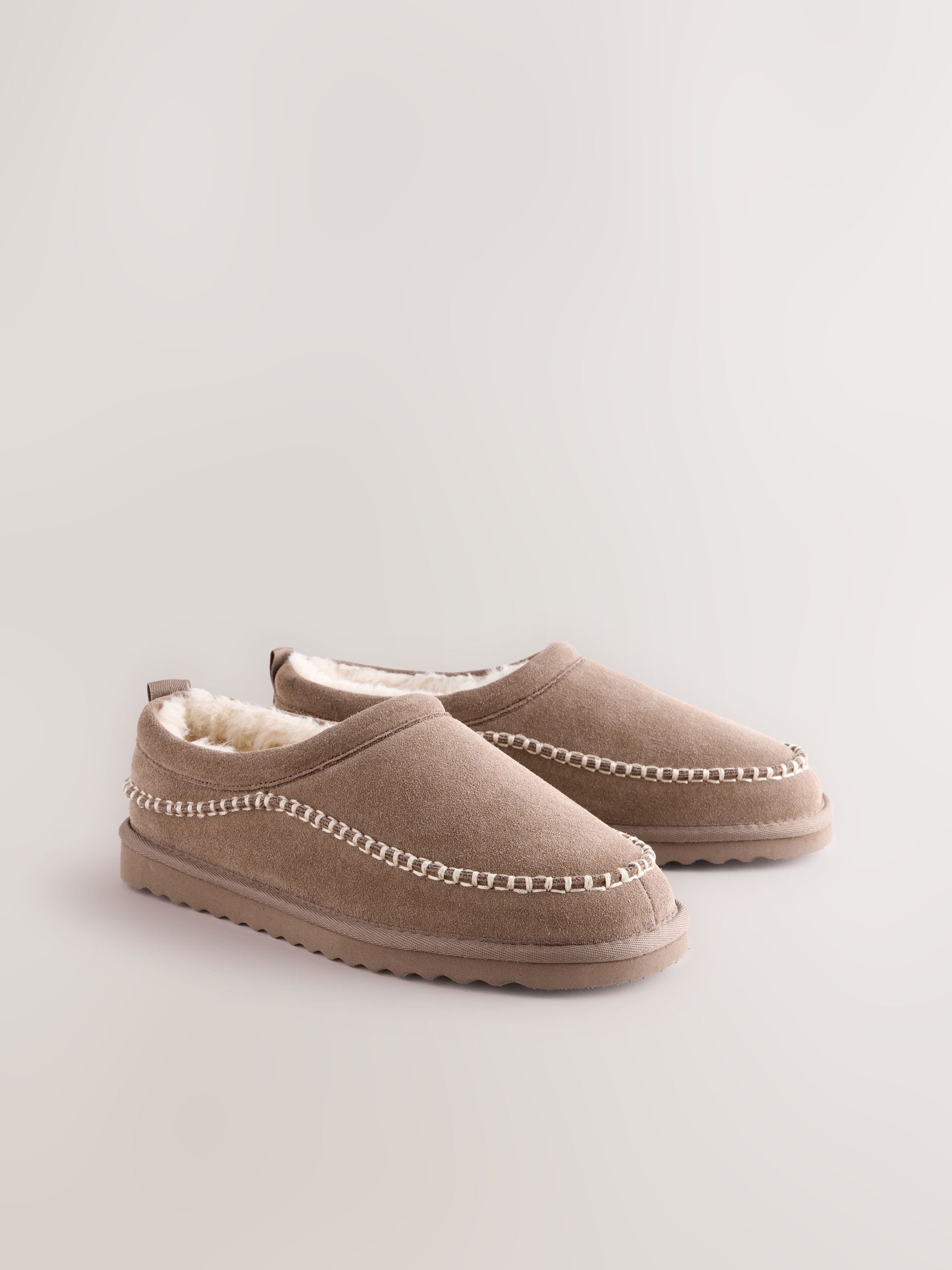 Bruin - Signature Suede Stitch Detail Slippers