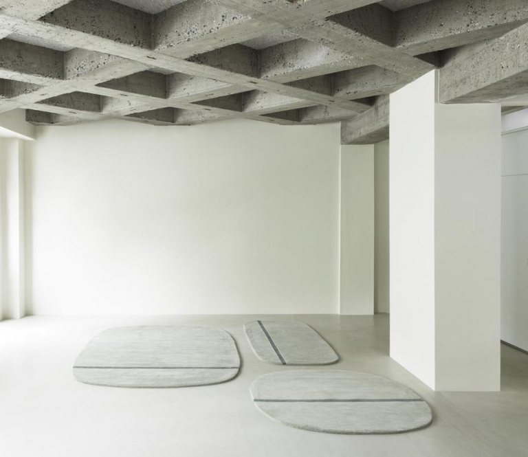 Normann Copenhagen Oona vloerkleed small grijs 200x90
