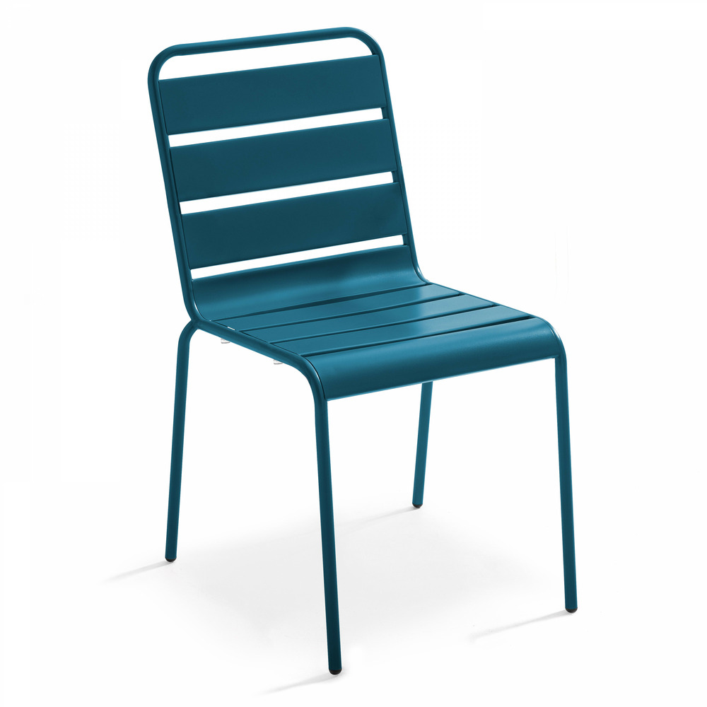 Chaise en métal bleu pacific