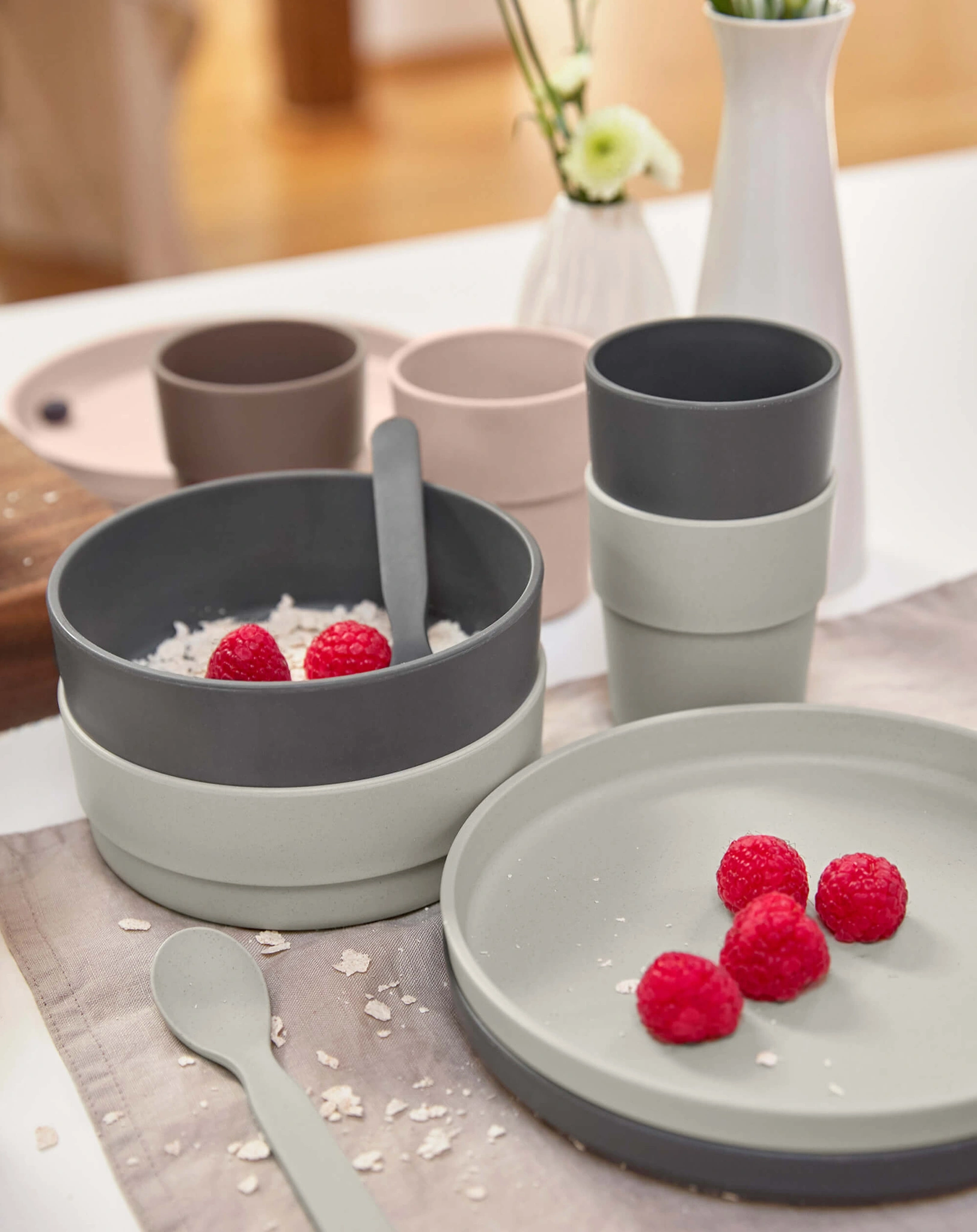 Trinkbecher UNI in warm grey