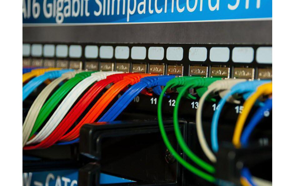 Slimpatchkabel RJ-45 - RJ-45, Cat 6, UTP, 5 m, GelbLightpatchkabel rund, ungeschirmtes Twisted-Pair-Kabel (U/UTP) mit Klinkenschutz