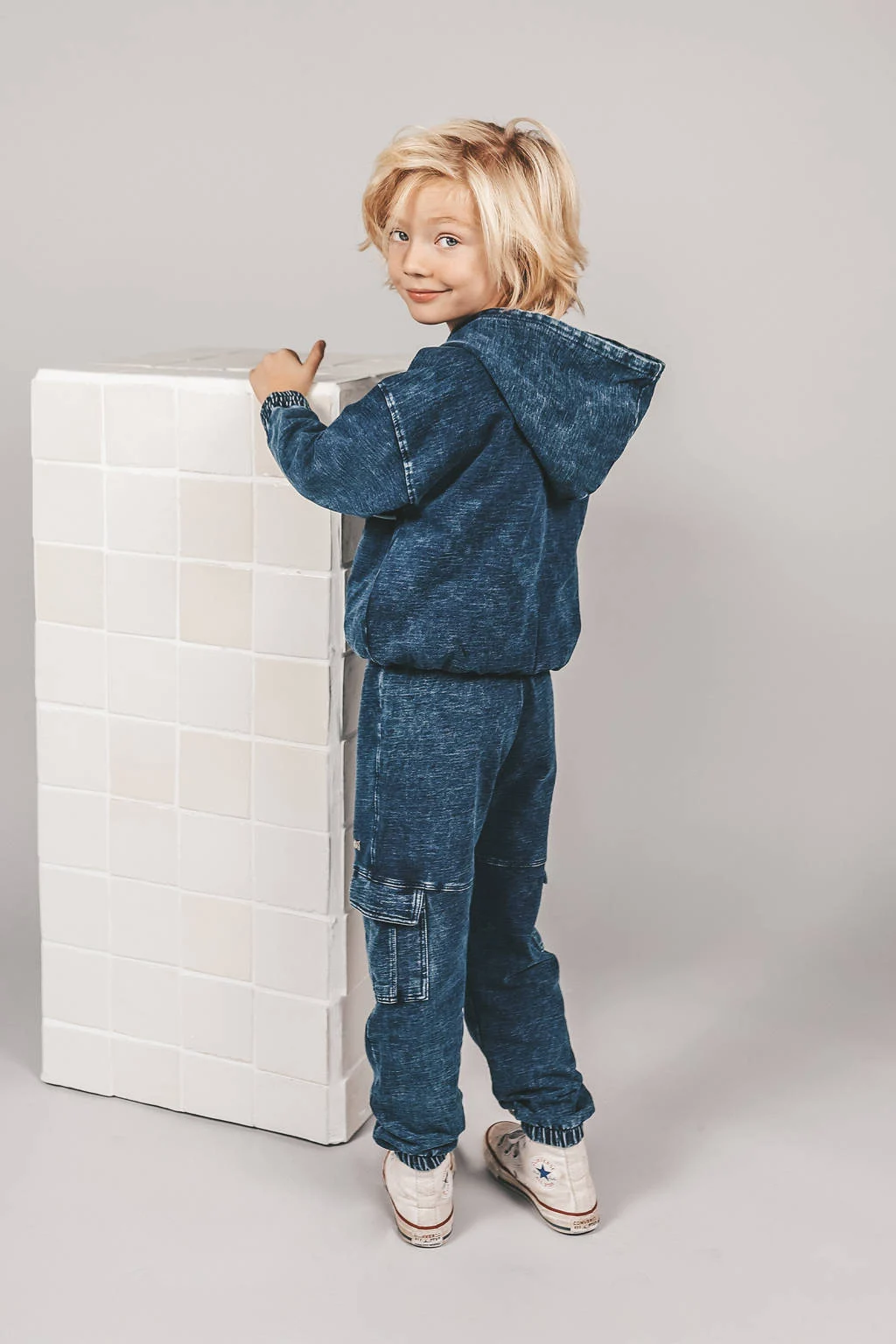 Your Wishes sweater donkerblauw