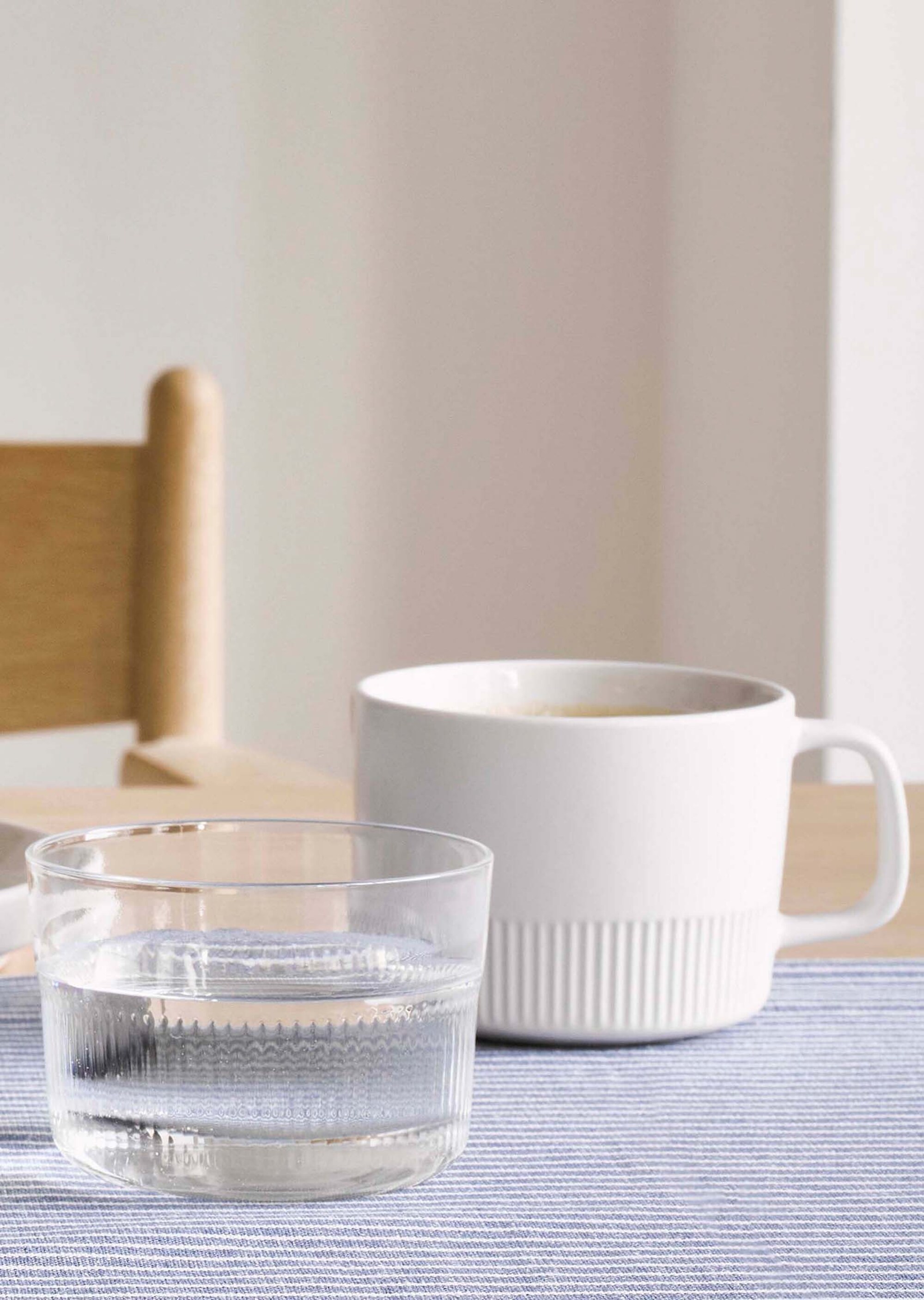 Flaches Wasserglas Modell MOMENTS im 4er-Set