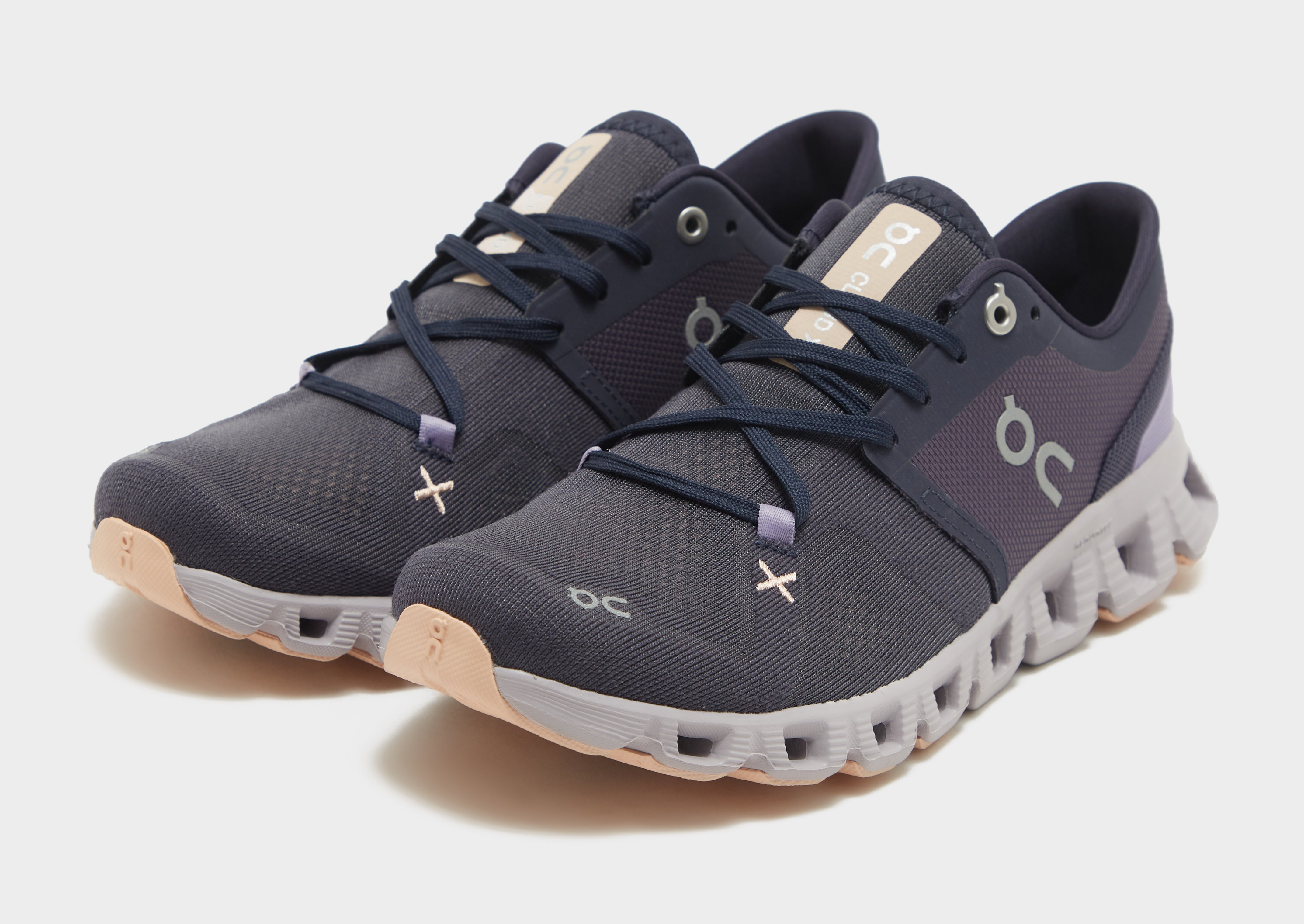 On Running Cloud X 3 Femme
