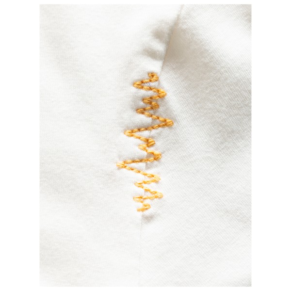 Chillaz - Women's Iseo Mountain Logo T-Shirt - T-shirt
