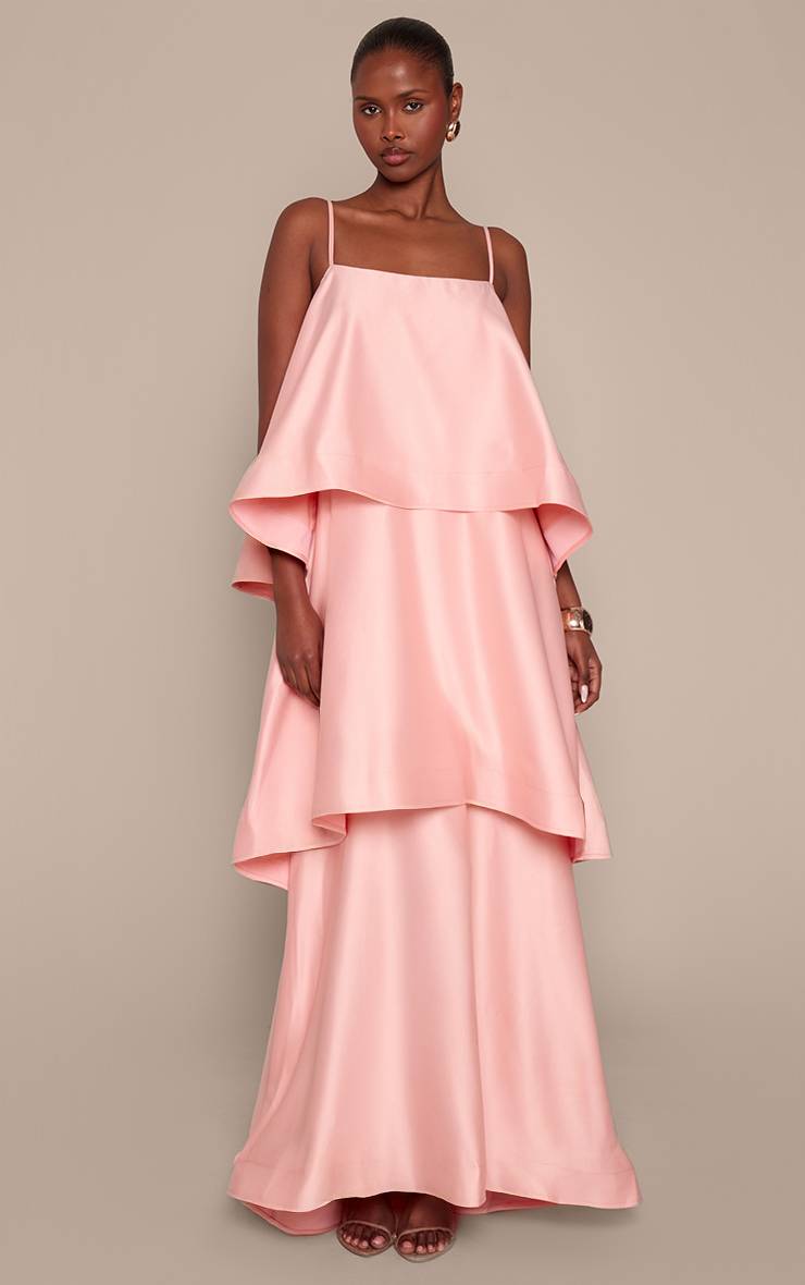 Rose Clair Robe Maxi Étagée Structurée