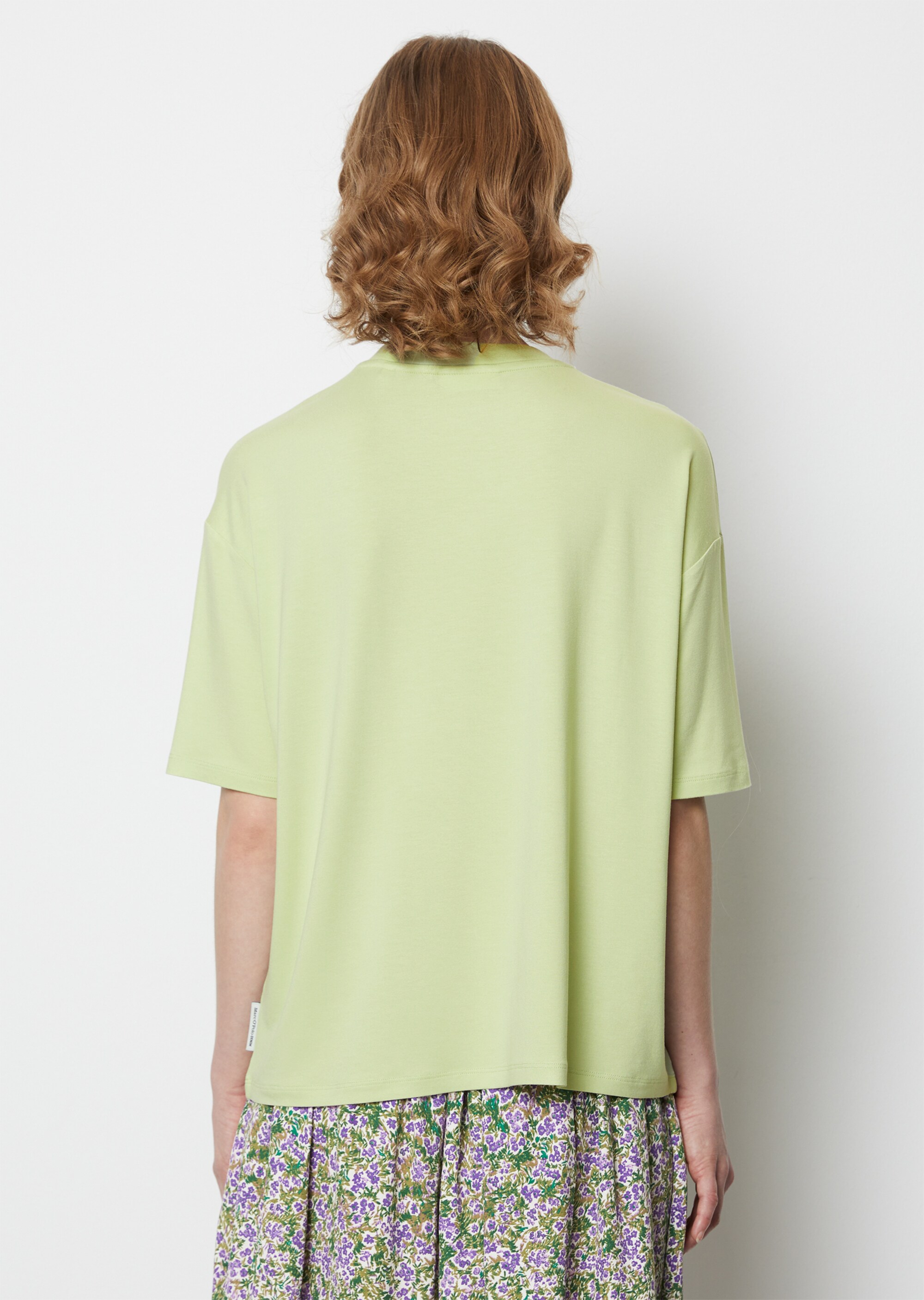T-Shirt relaxedaus fließendem Viskose-Jersey