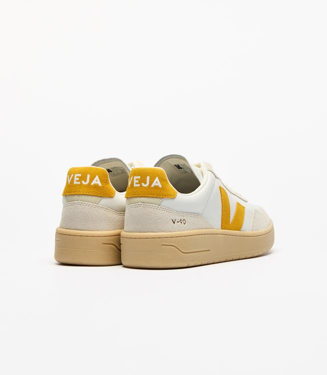 VEJA V-90 wit [extra-white_toscane_natural]