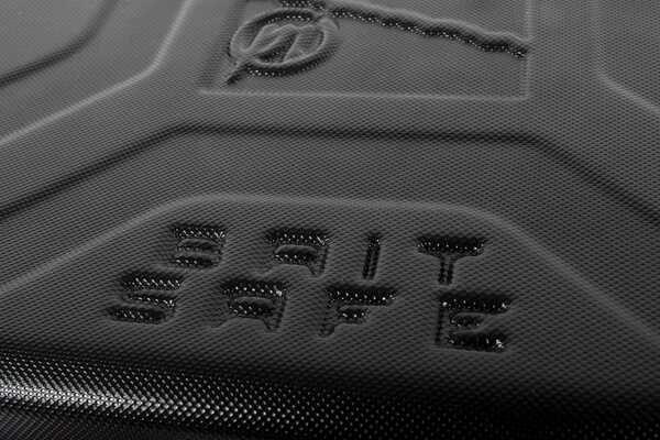 Coffre à appâts Preston Hardcase (inclus 4 récipients à appâts)