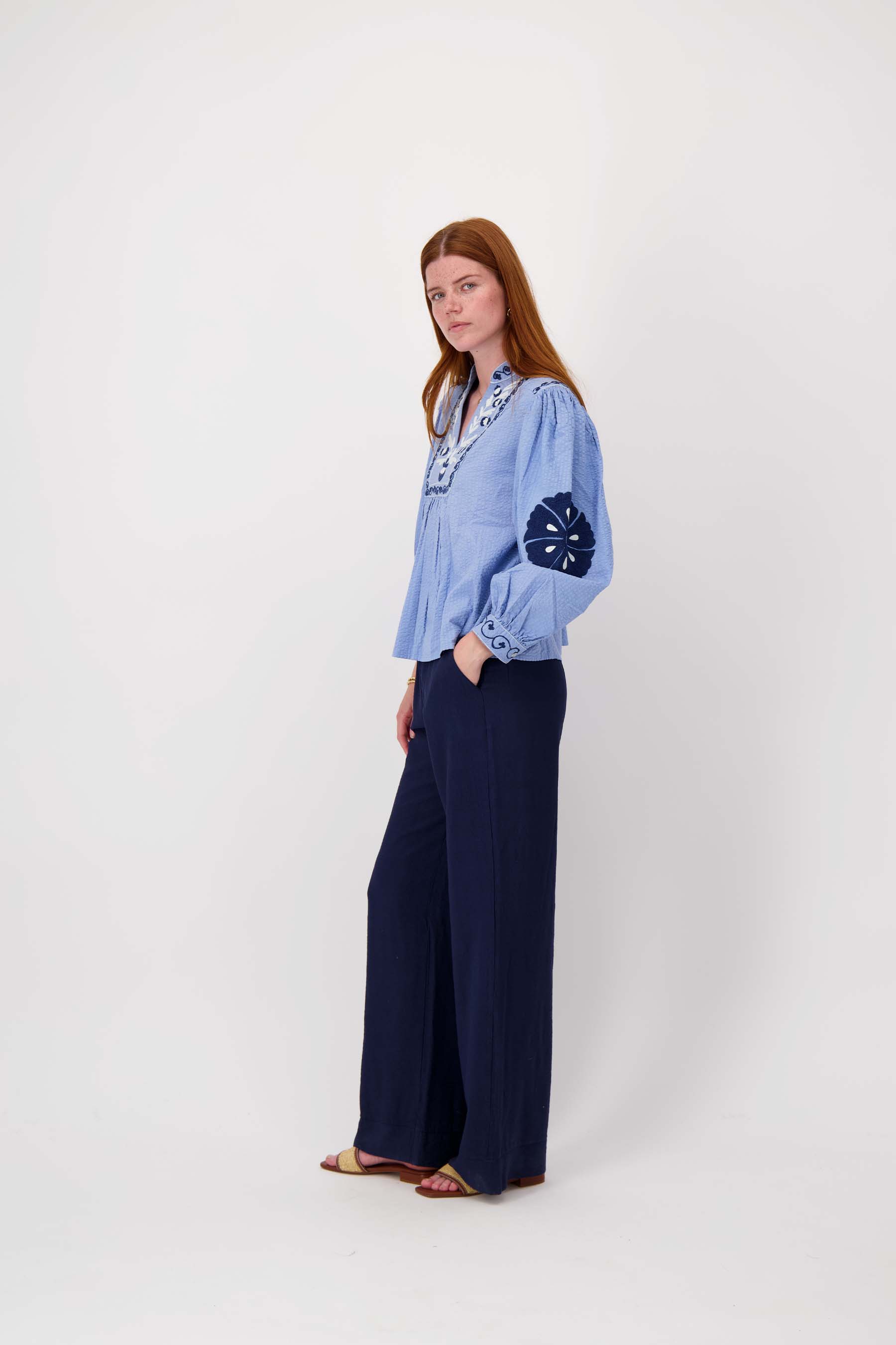 seersucker blouse met bloemen