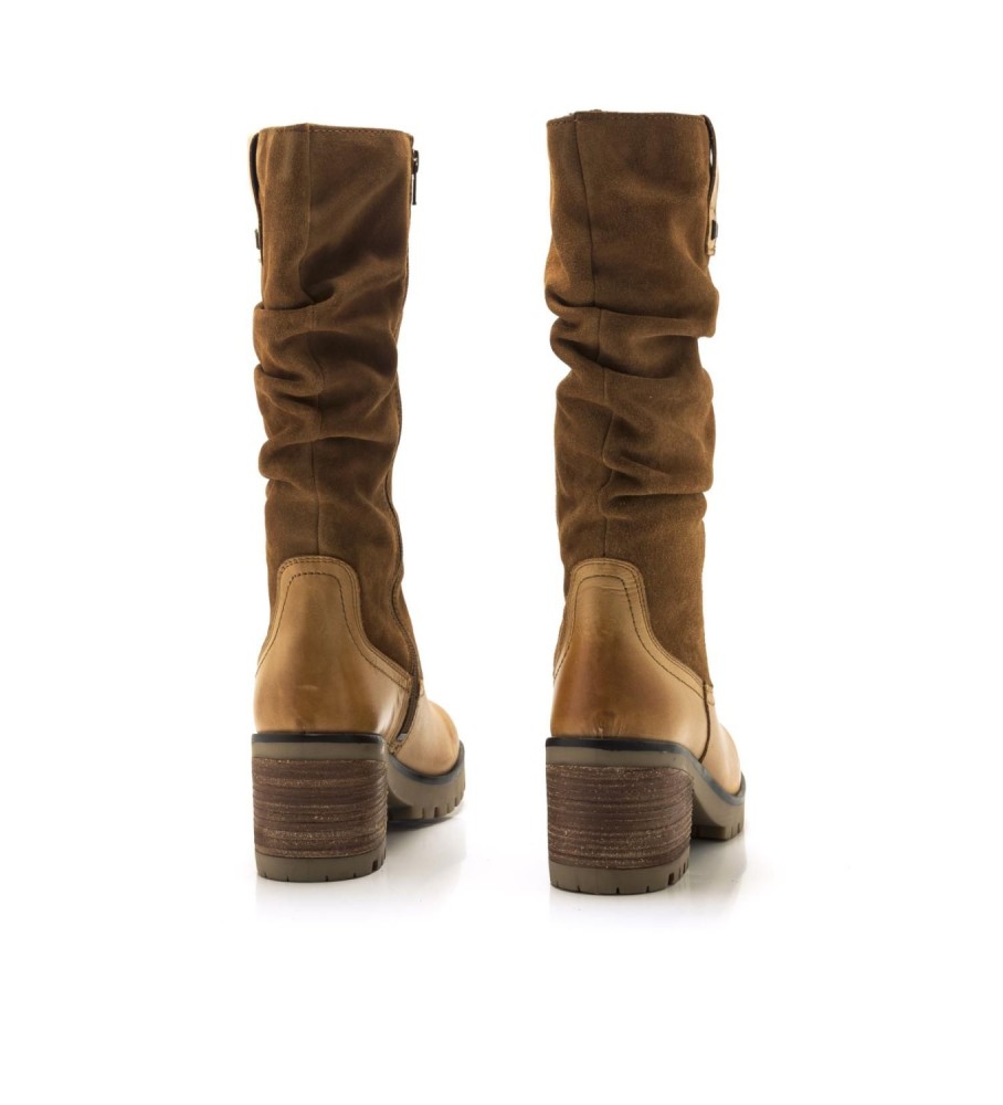Botas casuais Mustang em couro marrom Hill - Altura do salto: 7 cm -