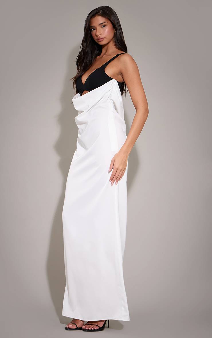 Monochrome Robe Longue À Bretelles Avec Armatures
