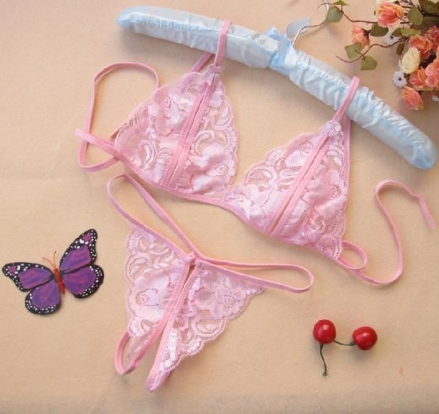 Candyiry - Kanten lingerieset: bralette met uitsparingen + string zonder kruis