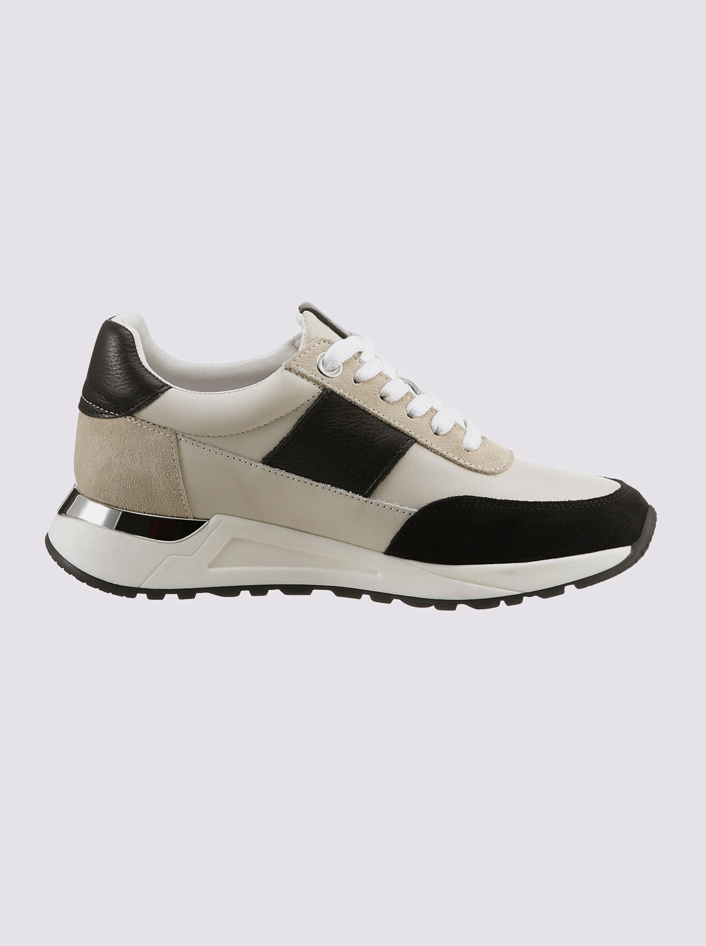 Sneaker