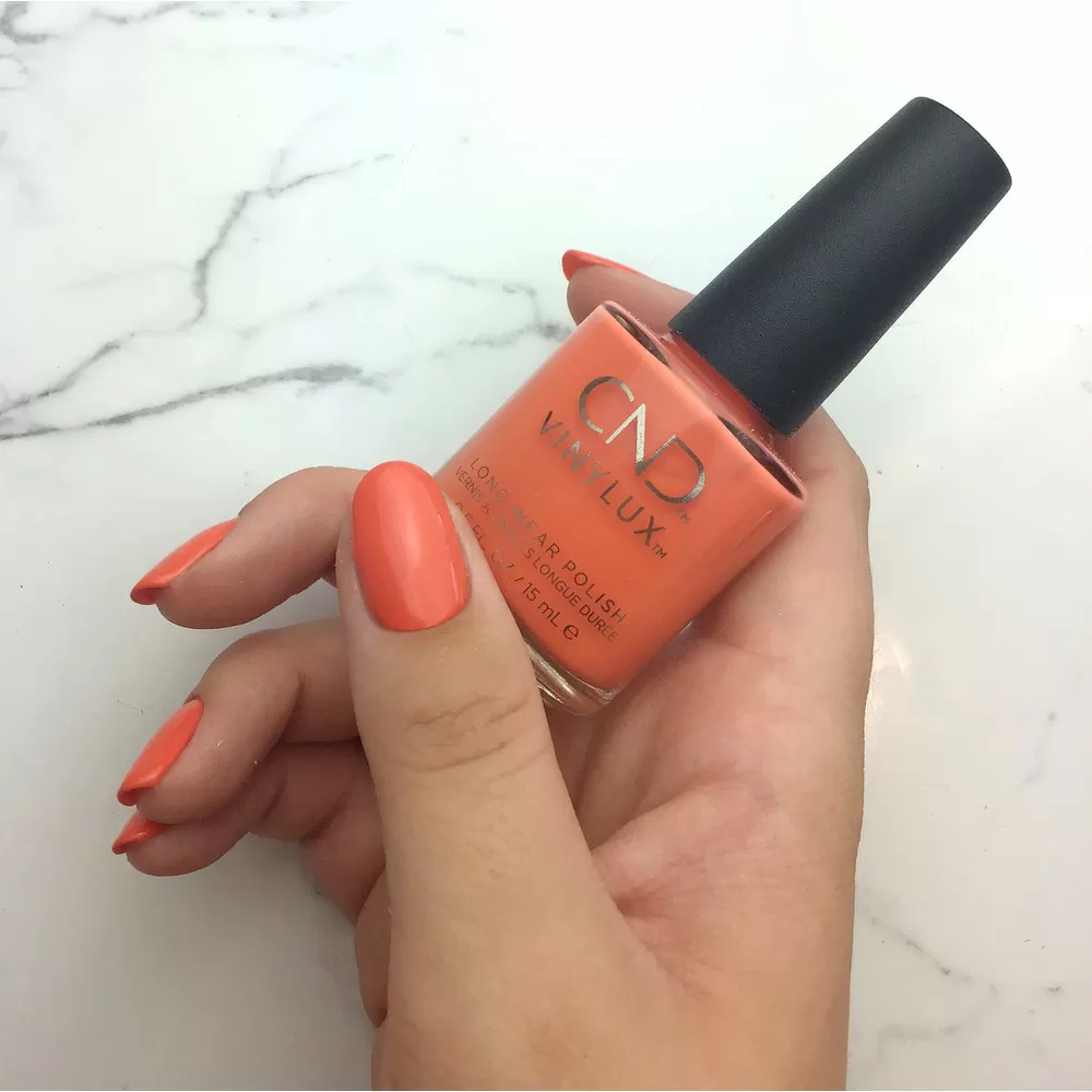 CND Vinylux B-Day Candle 322 - 15 ml.