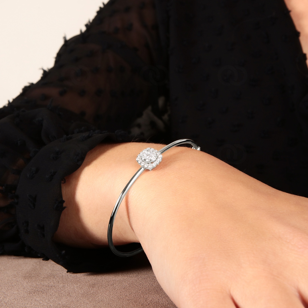 0.50 Karat Diamantarmreif oval 750/18 K Weissgold