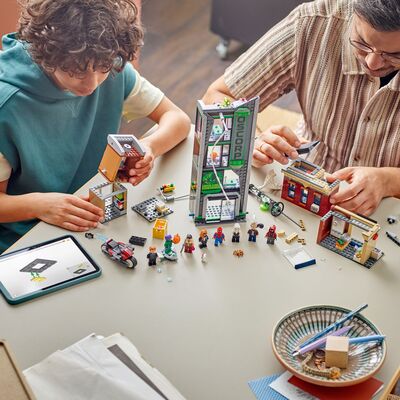 LEGO Super Heroes 76324 Spider-Man mot Oscorp