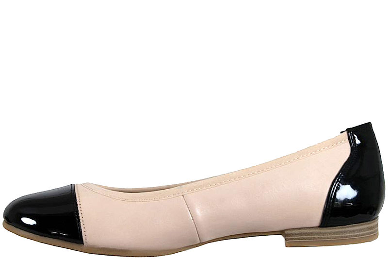 TAMARIS BALLERINA I NUDE GLAT SKIND MED LAK