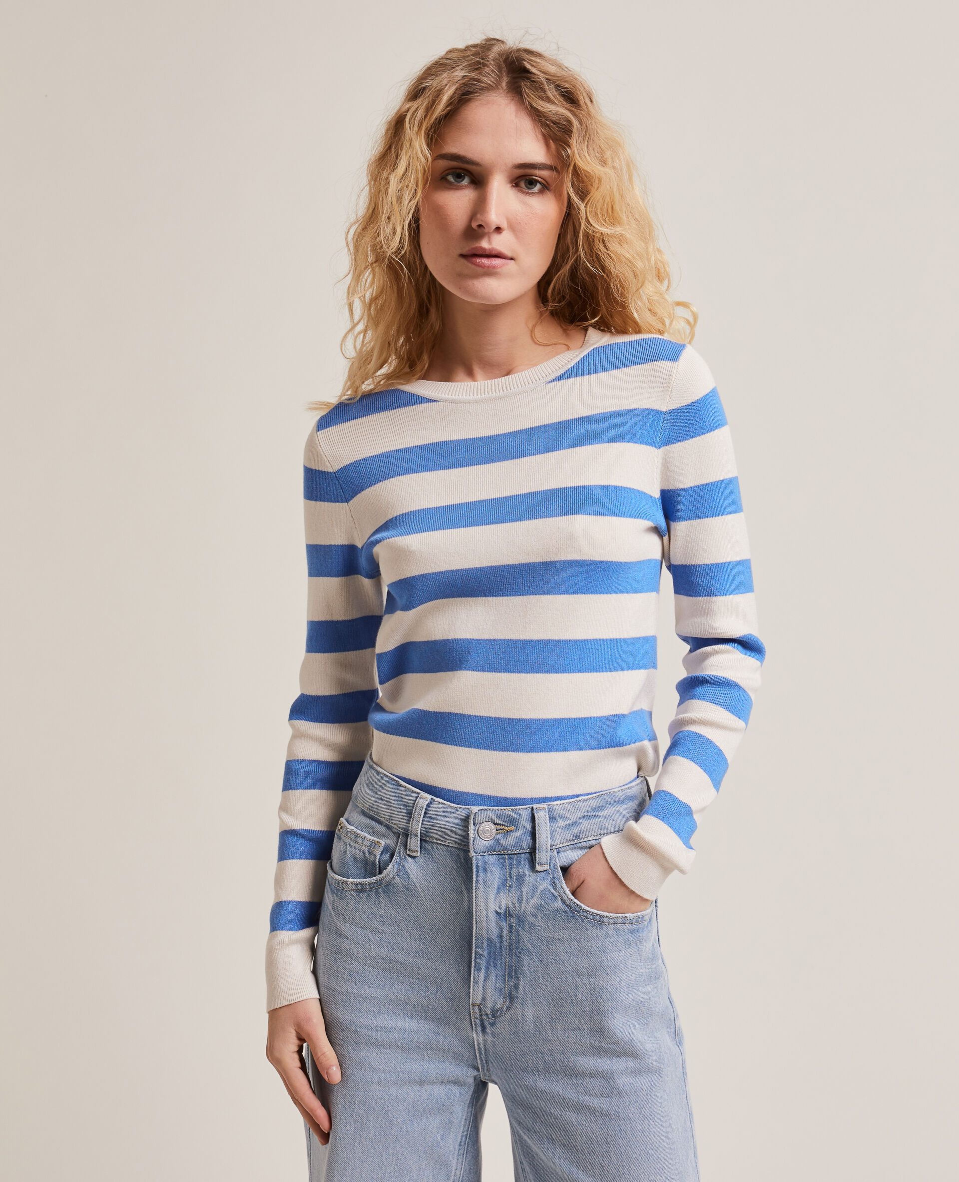 Pull moulant col rond - Bleu