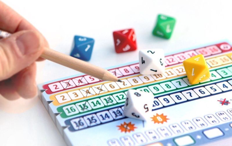 White Goblin Games - Qwixx Longo - Dobbelspel - Multicolor - Spelers 2-5 - Leeftijd 8+