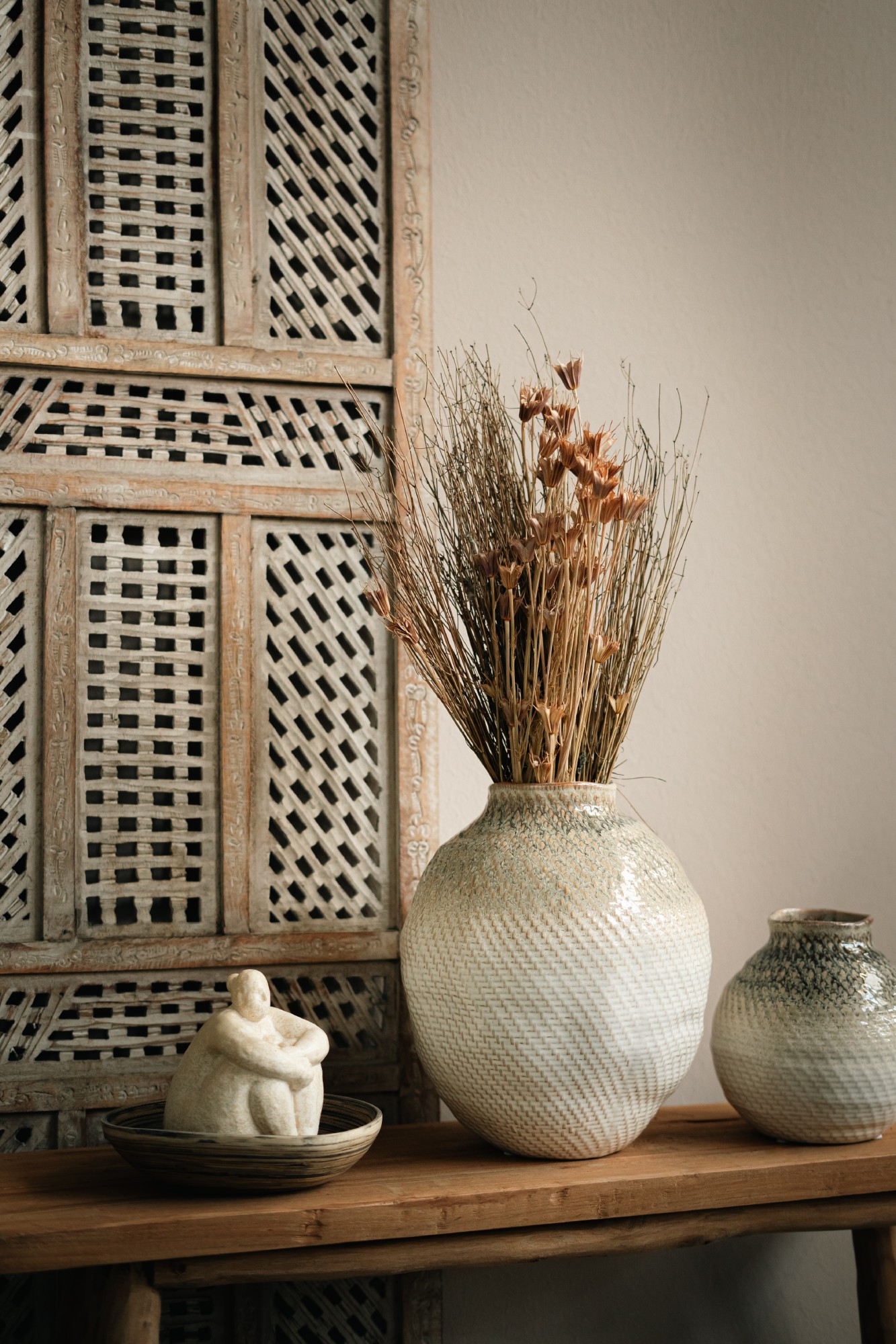 Keramikvase 'Tria', braun-weiß, H 30,5 cm, B 26 cm, L 25,3 cm von fischer's lagerhaus