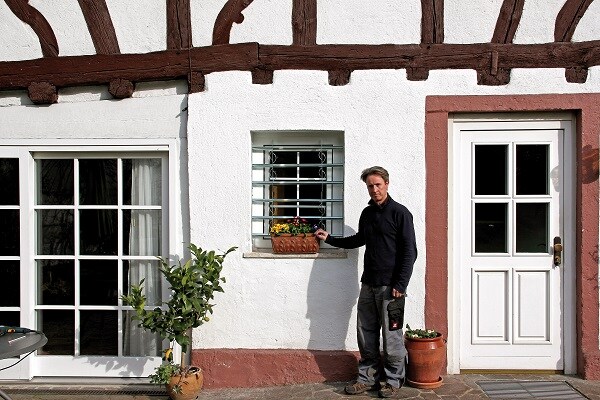Alberts Fenstergitter Secorino Style 700 - 1050 x 300 mm Ausziehgitter