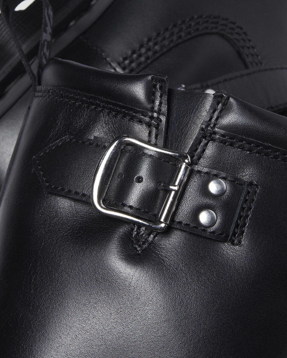 DR. MARTENS<br>Botas de couro Anistone Hi