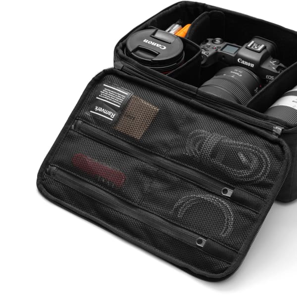 Sac à dos lifestyle DB RAMVERK CAMERA INSERT S BLACK OUT