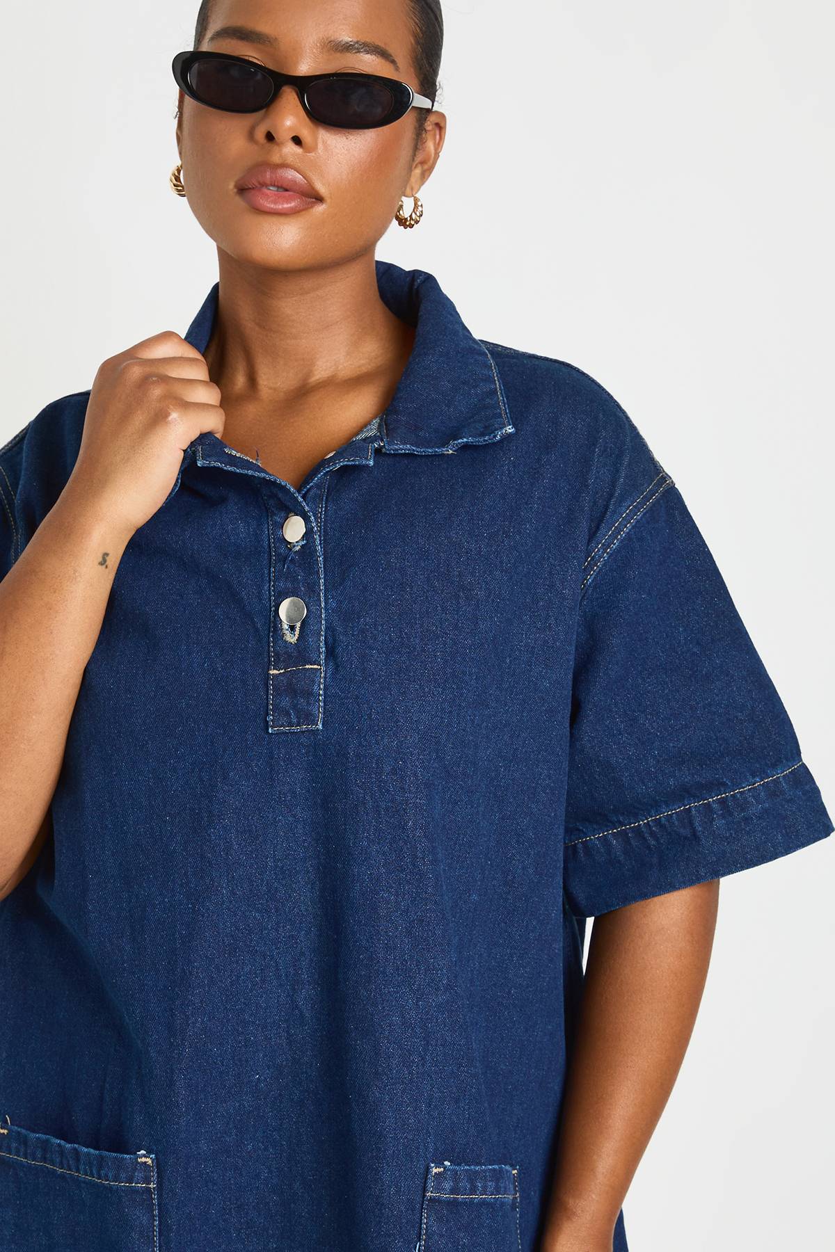 boohoo Robe En Jean À Manches Courtes Grande Taille