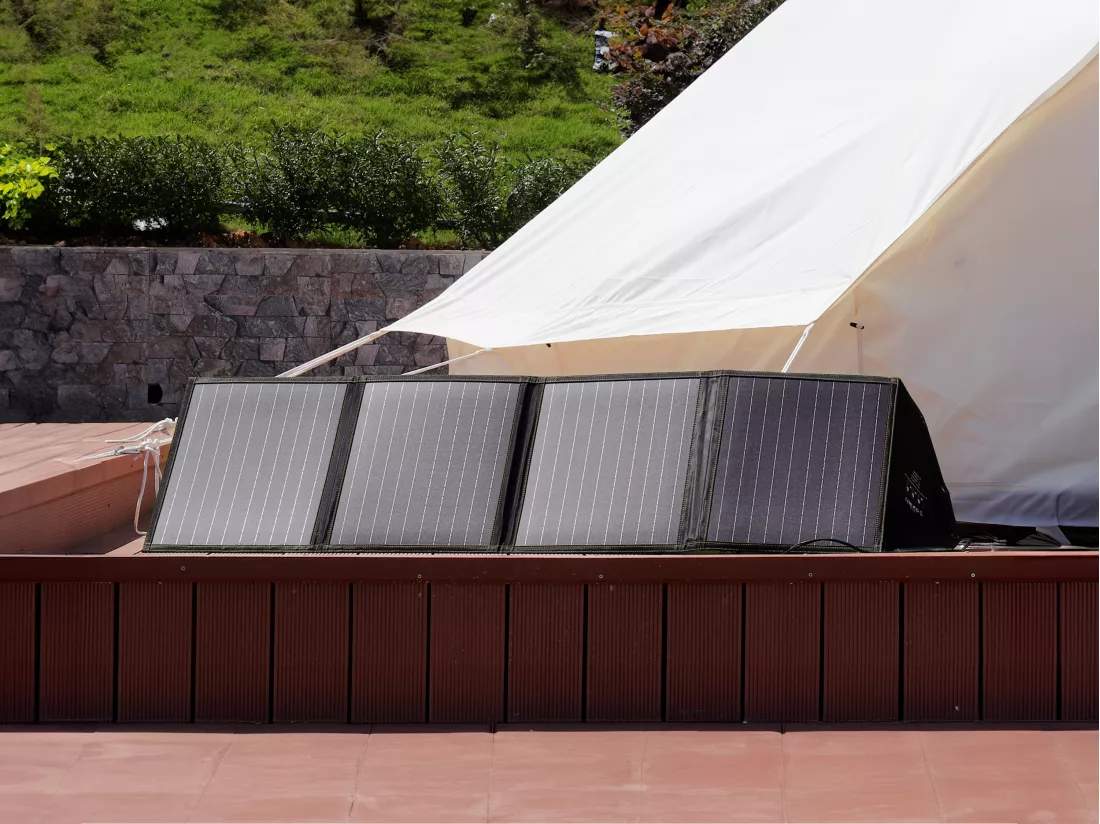 Panneau solaire pliable 220 W - L260 x l61 cm - HELIOSER