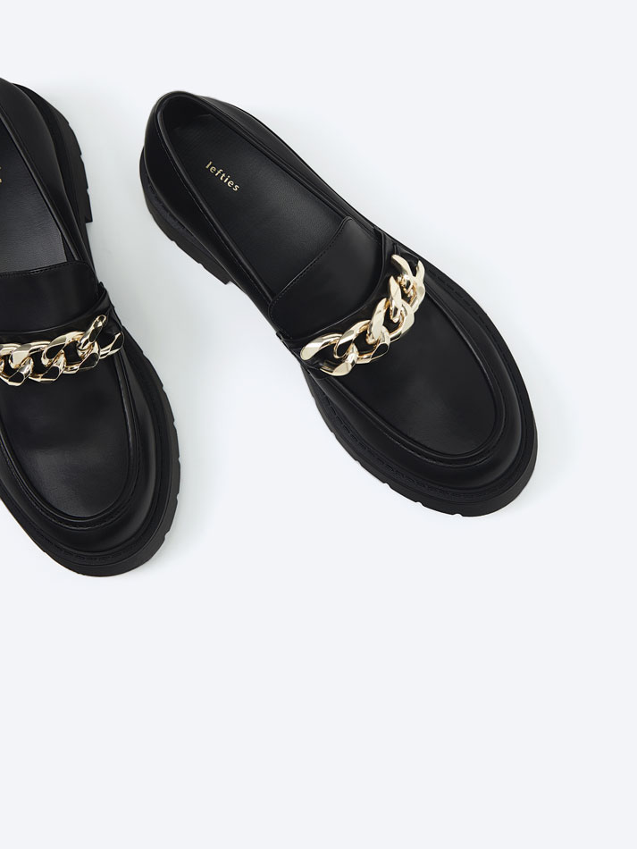 Mocassim plataforma com fivela - Preto