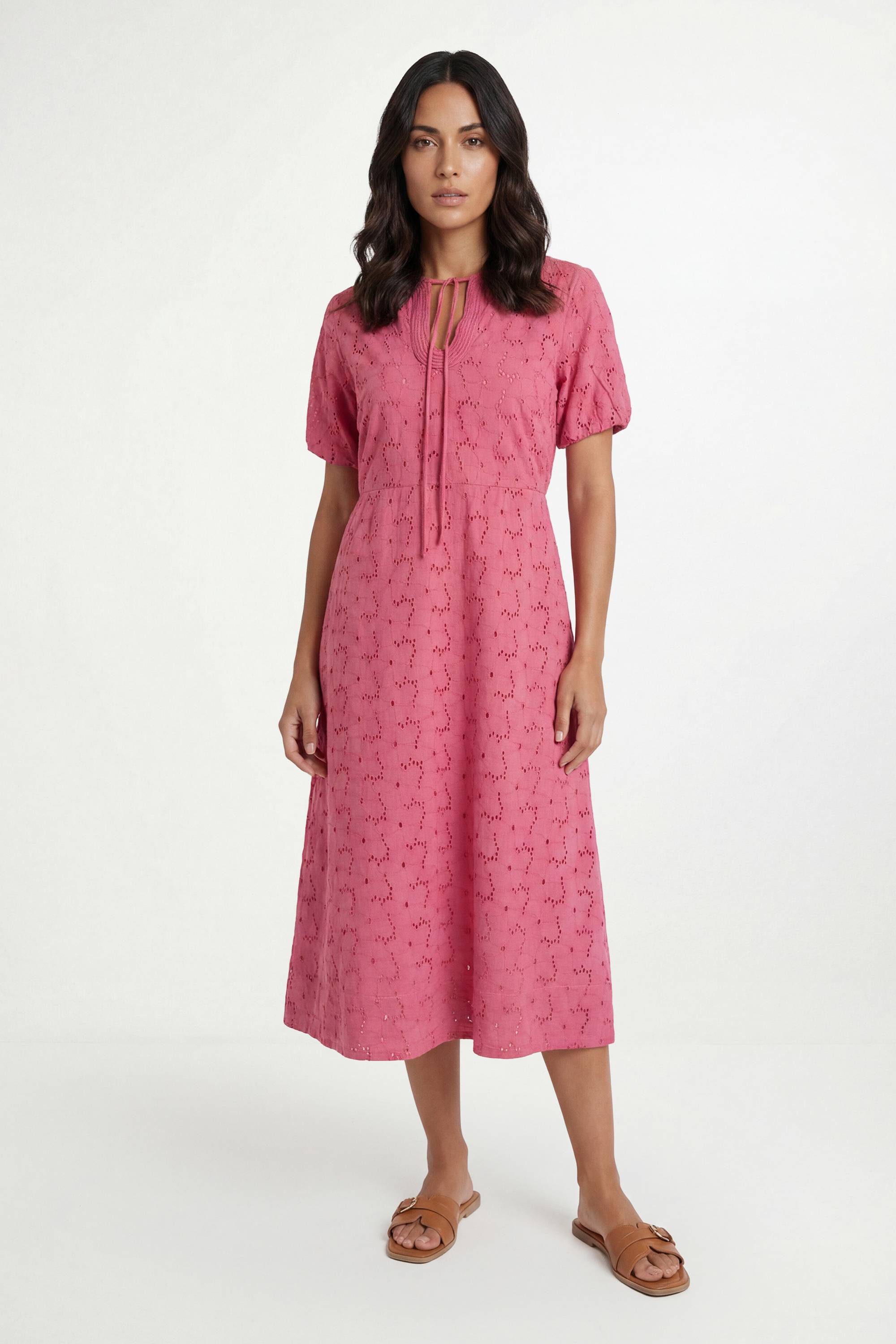 Wallis Robe Smockée Broderie D'été