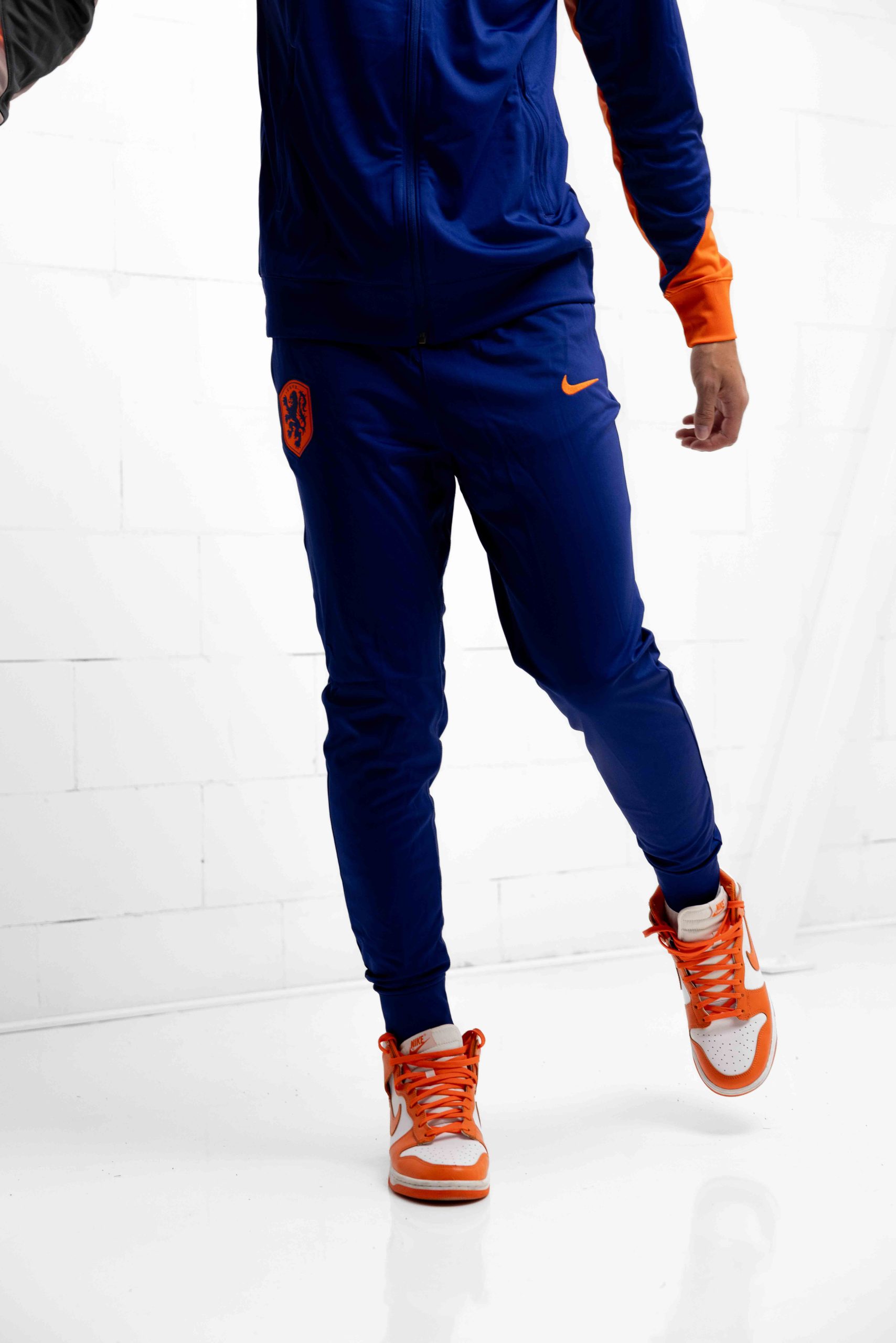 Nederland Strike Hooded Trainingspak Senior 2024-2026