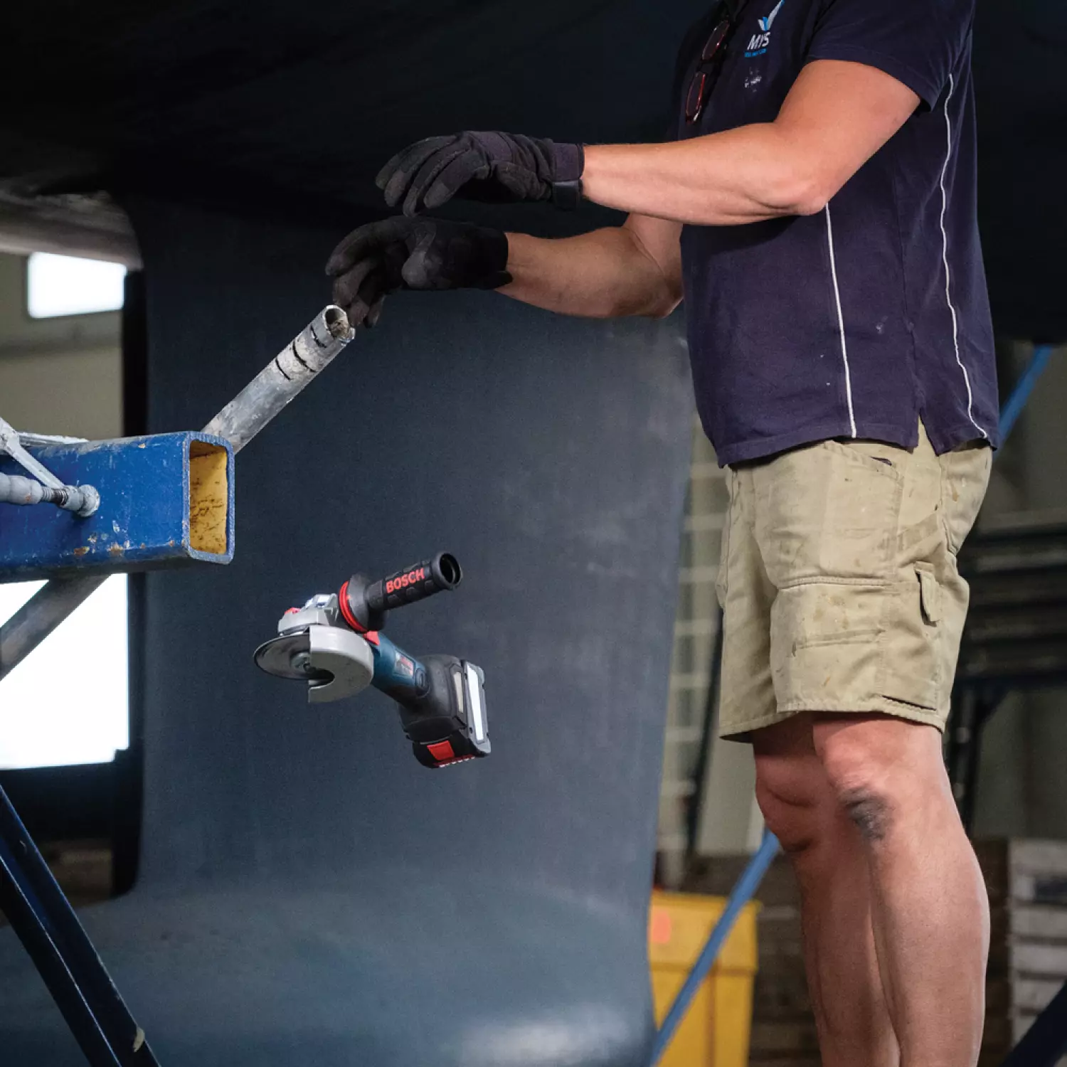 Bosch GWS 18V-10 PSC SOLO 18V Li-Ion accu haakse slijper body in L-boxx - 125mm - koolborstelloos