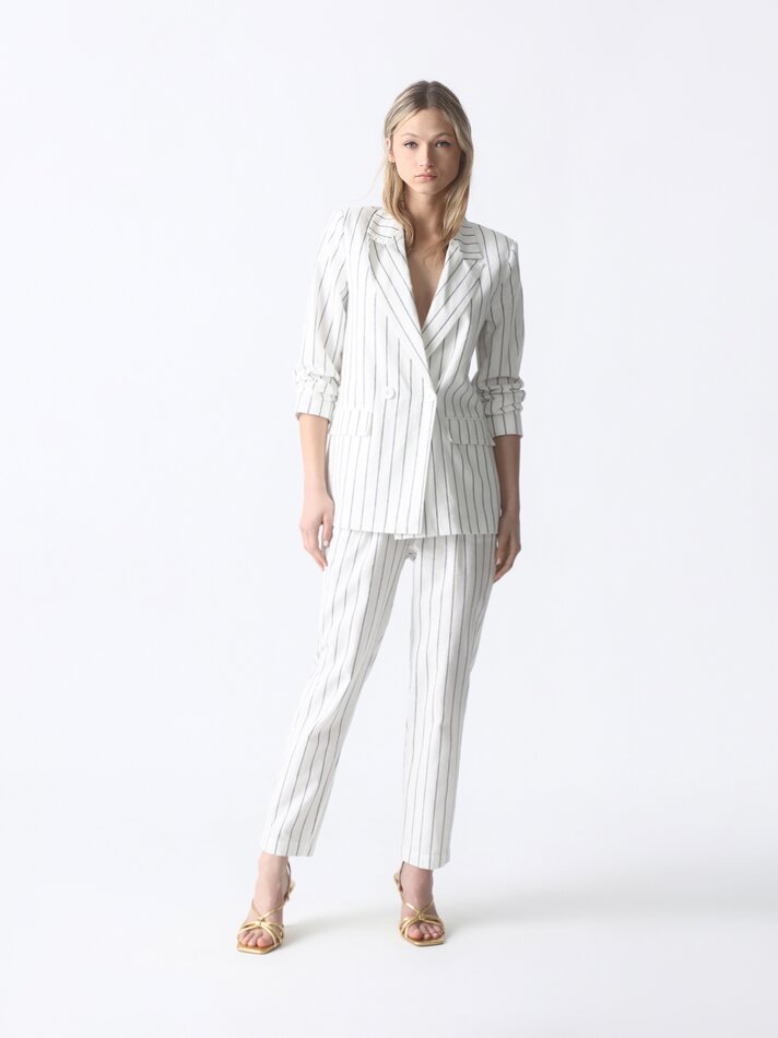 Blazer listrado com gola de lapela - Branco-sujo