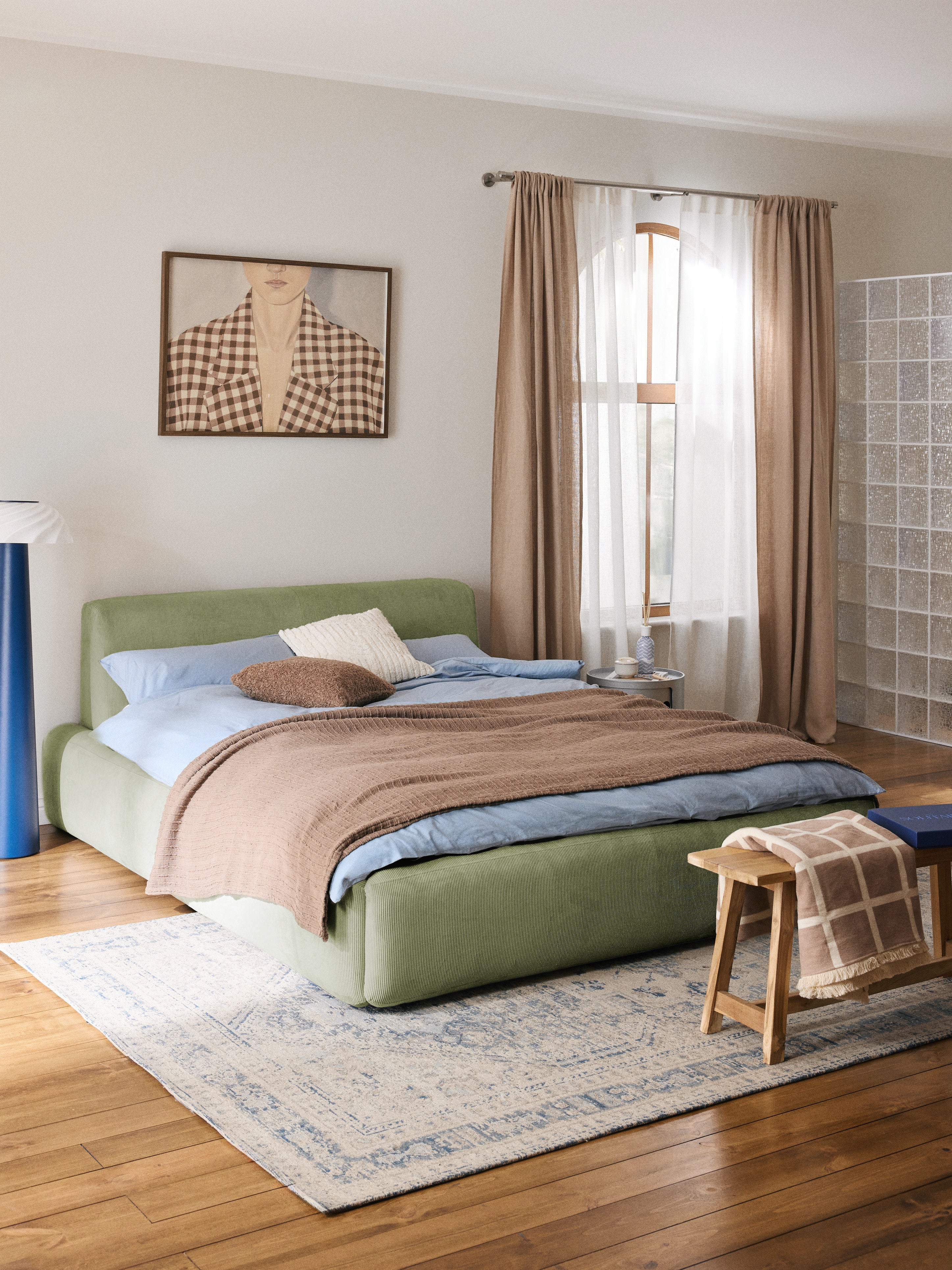 Gestoffeerd bed Melva met opbergruimte