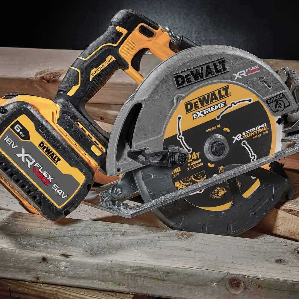 Kit de serra circular DEWALT 18V sem escova XR FLEXVOLT Advantage 6.0AH DCS573T1-XE