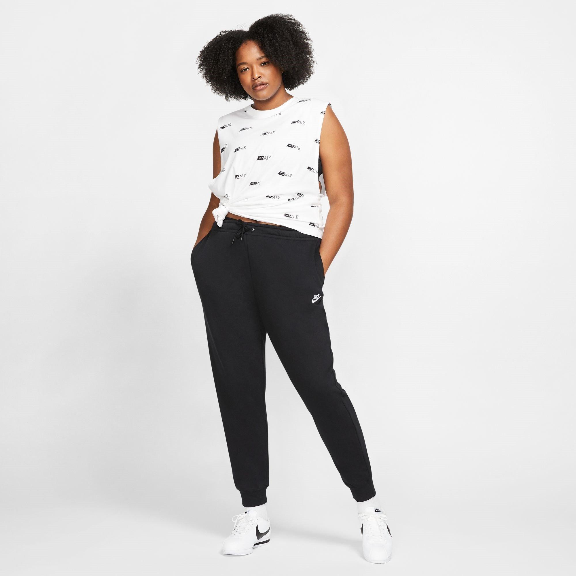 Nike  Club Closed Hem Jogging Pants Womens