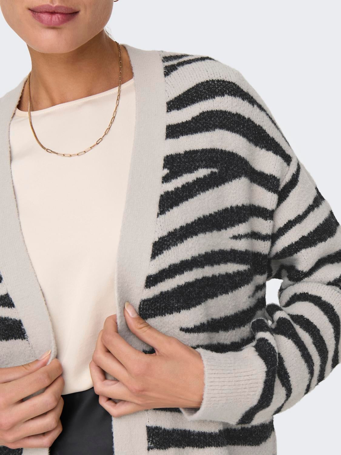 JDYLORRAINE Strickjacke Cement