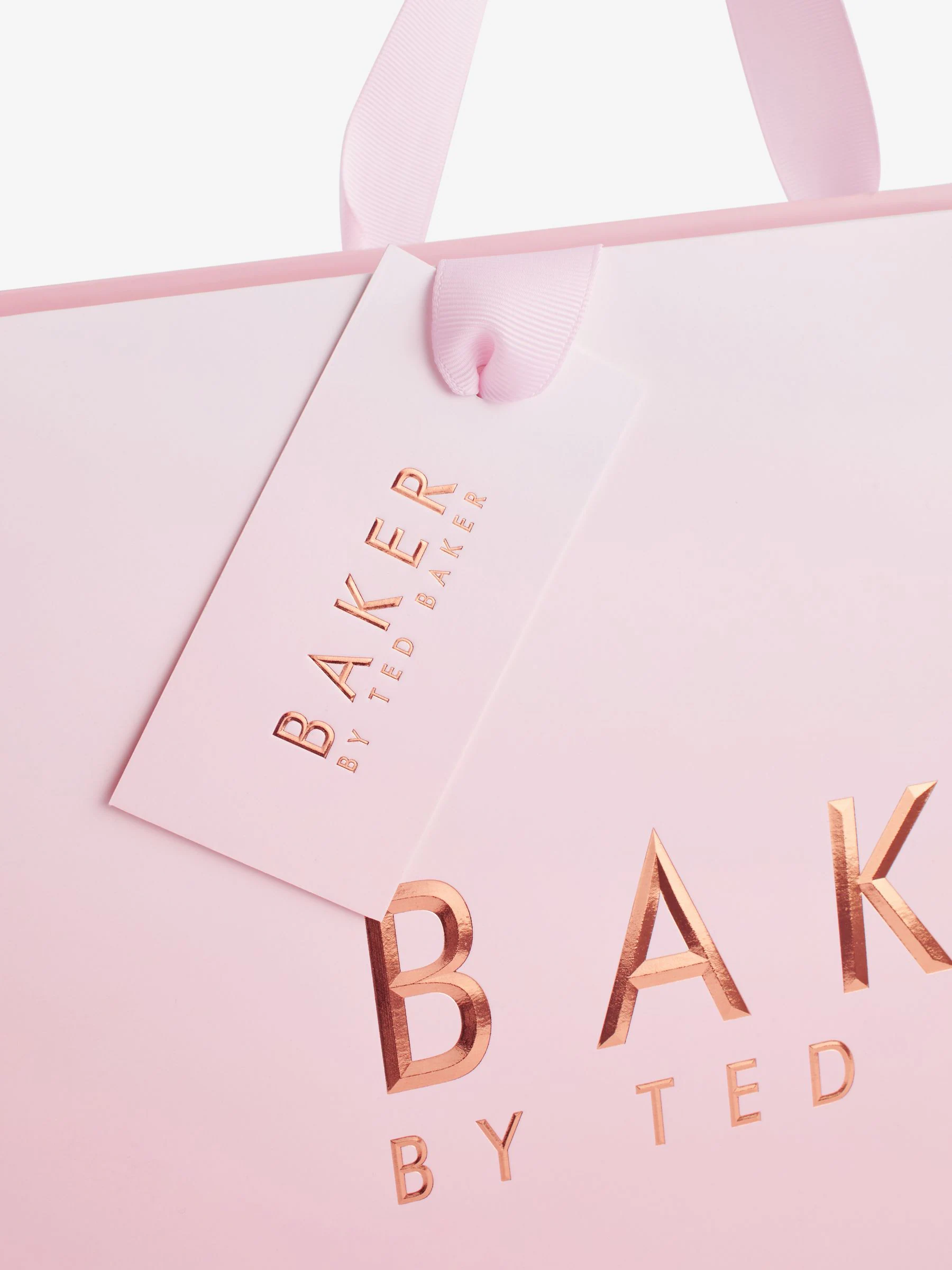 Roze voor meisjes - Baker by Ted Baker geschenktasje met tissuepapier