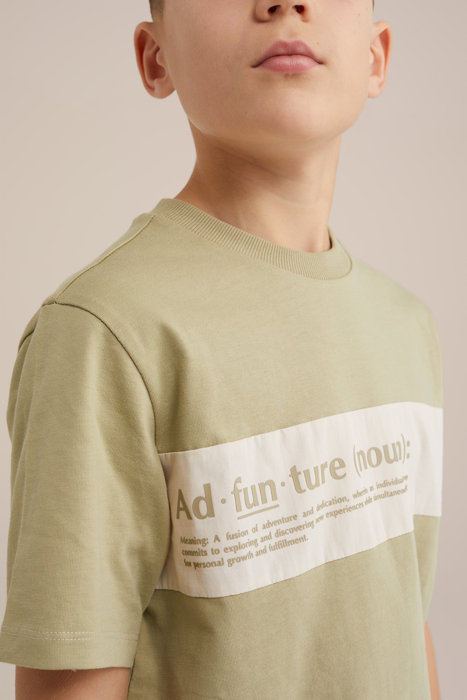 Jongens t-shirt met opdruk WE Fashion Mosgroen