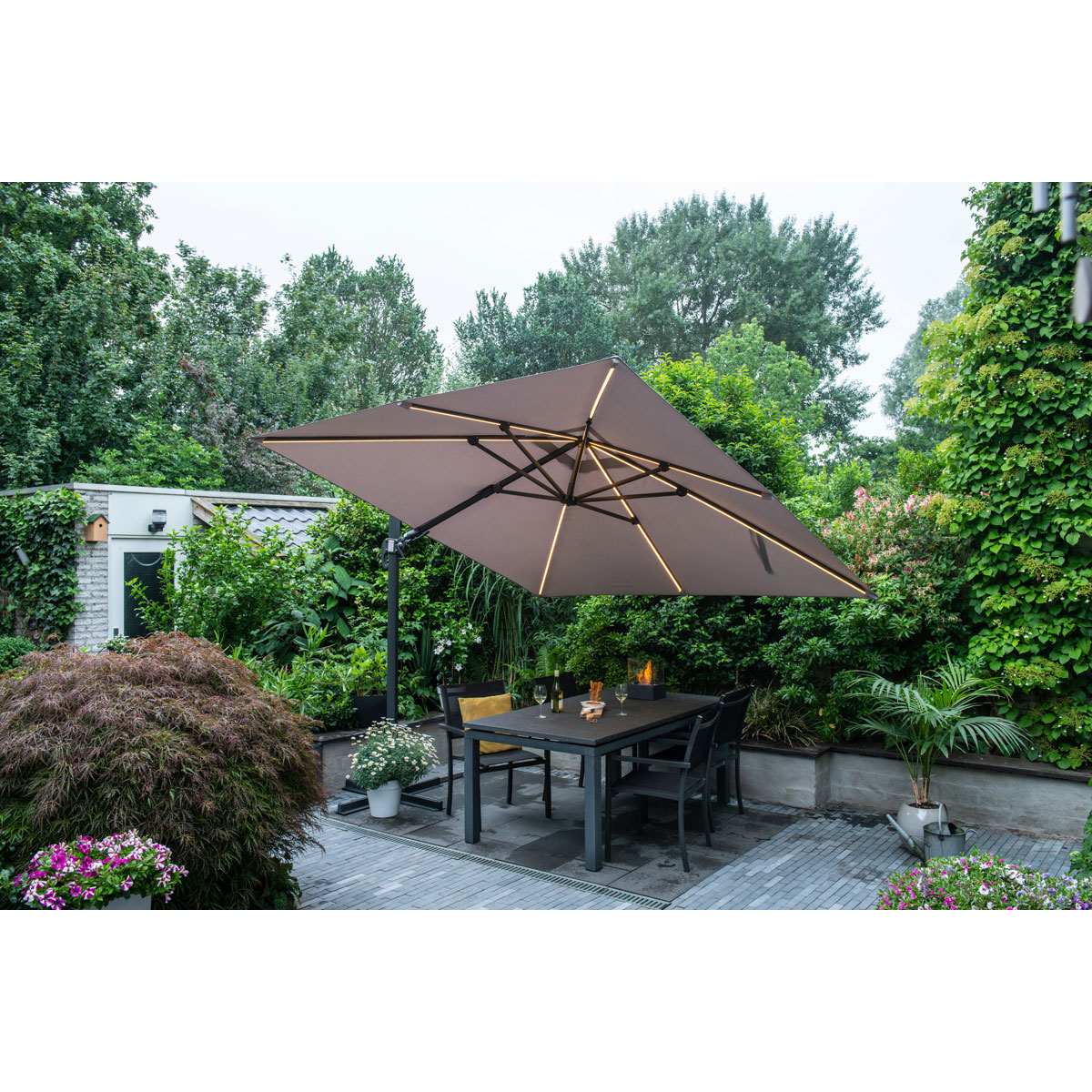 Garden Impressions Hawaii LED zand zweefparasol